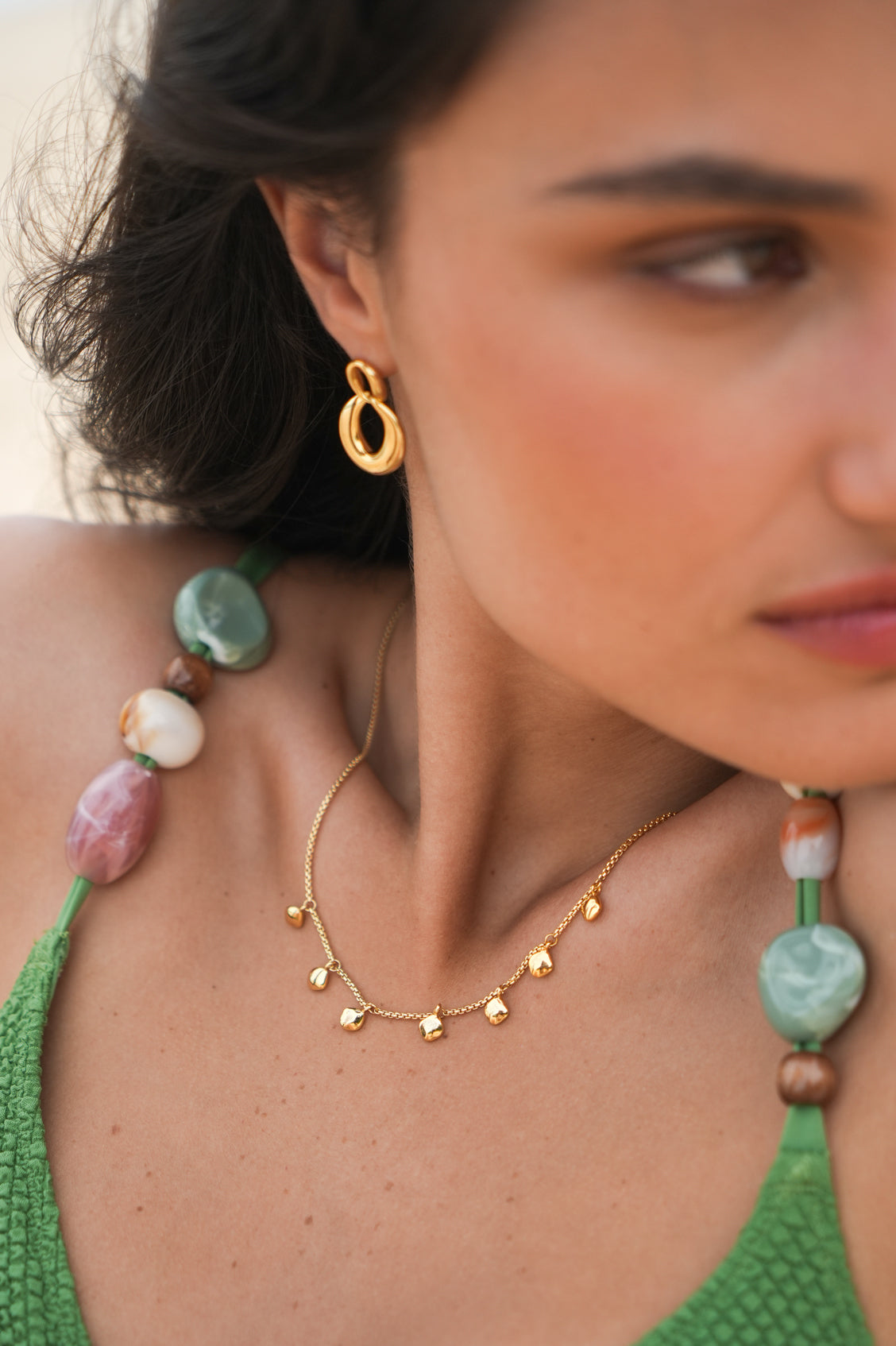 Stylish Multi Pebble Necklace for Women - Elegant Layered Stone Beaded Jewelry - Perfect for Casual Wear, Boho Outfits & Special Occasions