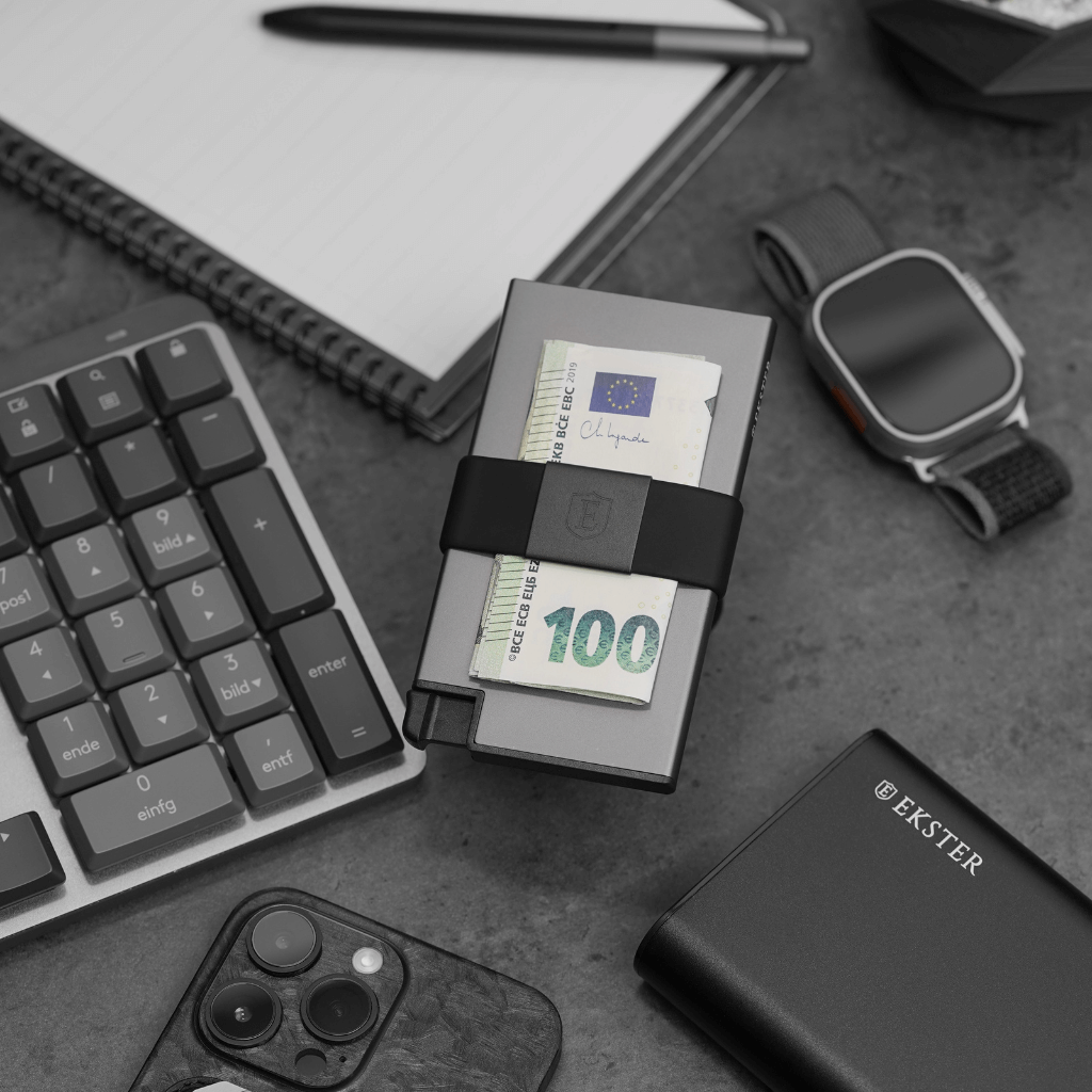 Ekster RFID Blocking Slim Wallet - Premium Leather Card Holder for Men & Women - Perfect for Travel, Business & Everyday Use