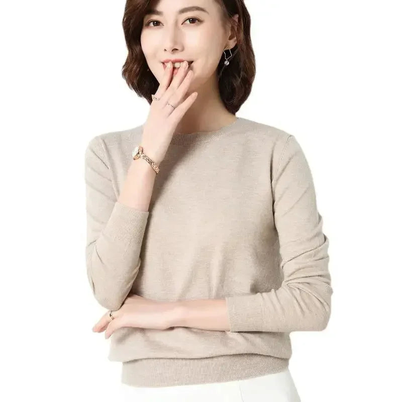 Women's O-Neck Long Sleeve Sweater - Soft Knit Pullover for Fall & Winter - Perfect for Office, Casual Outfits and Layering