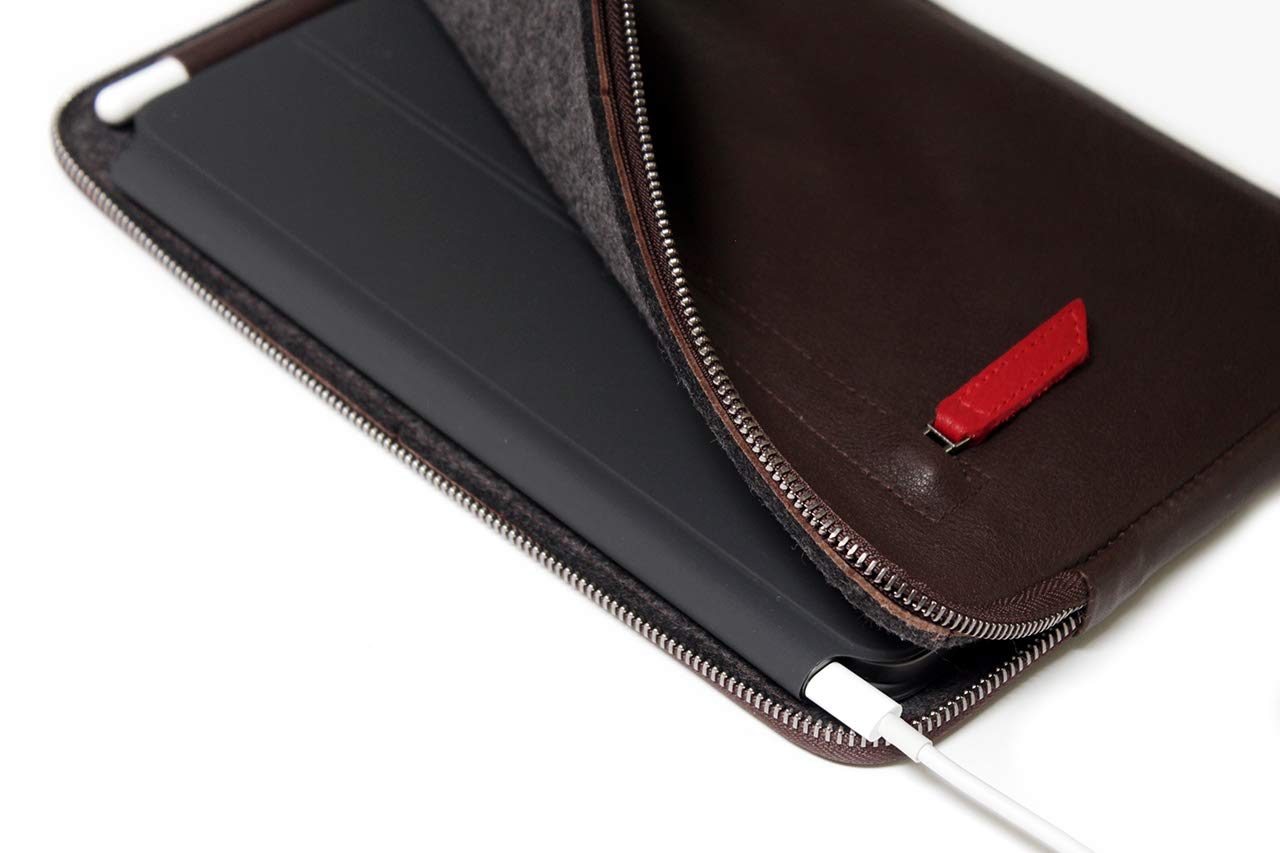Premium Italian Vegetable-Tanned Leather Sleeve Case for iPad Pro 11