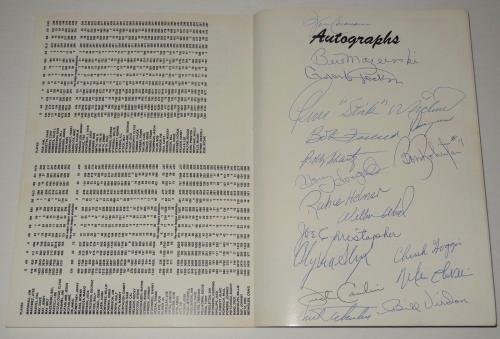 Pittsburgh Pirates Autographed Topps Baseball Card Book with 18 Signatures - Maz! - Slabbed MLB Collectible Cards for Display & Investment - Perfect for Baseball Fans & Memorabilia Collectors