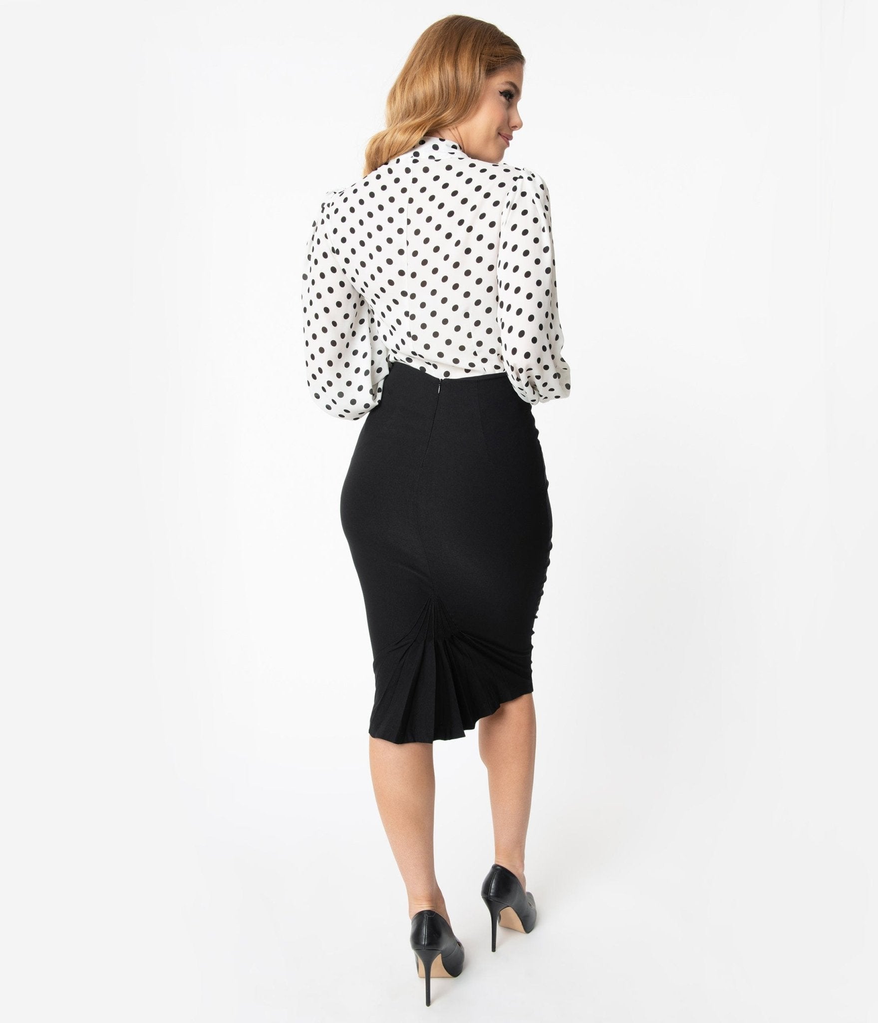 Vintage 1950s Retro Black High Waist Pencil Skirt - Tracy Wiggle Skirt for Women | 50s Pinup Rockabilly Style | Perfect for Costume Parties, Swing Dancing & Retro Fashion