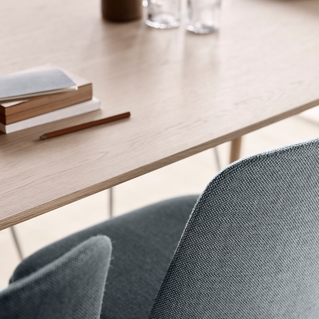 SK5 Modern Dining Table - Elegant & Durable for Kitchen, Dining Room, or Small Space - Perfect for Family Meals & Entertaining Guests