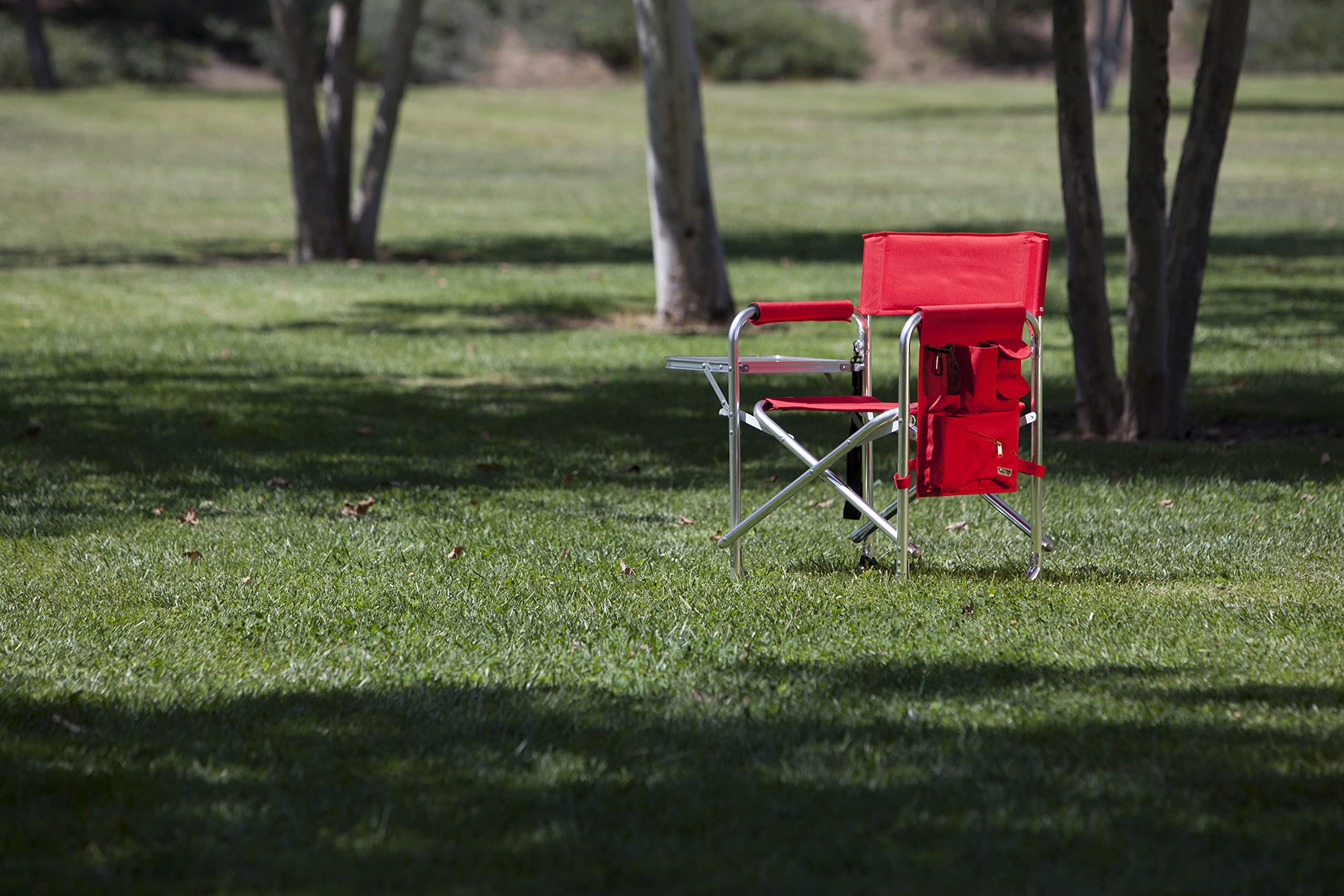 PICNIC TIME NHL Washington Capitals Folding Sports Chair with Side Table - Portable Beach & Camping Chair for Adults - Perfect for Tailgating, Outdoor Concerts & Backyard BBQs