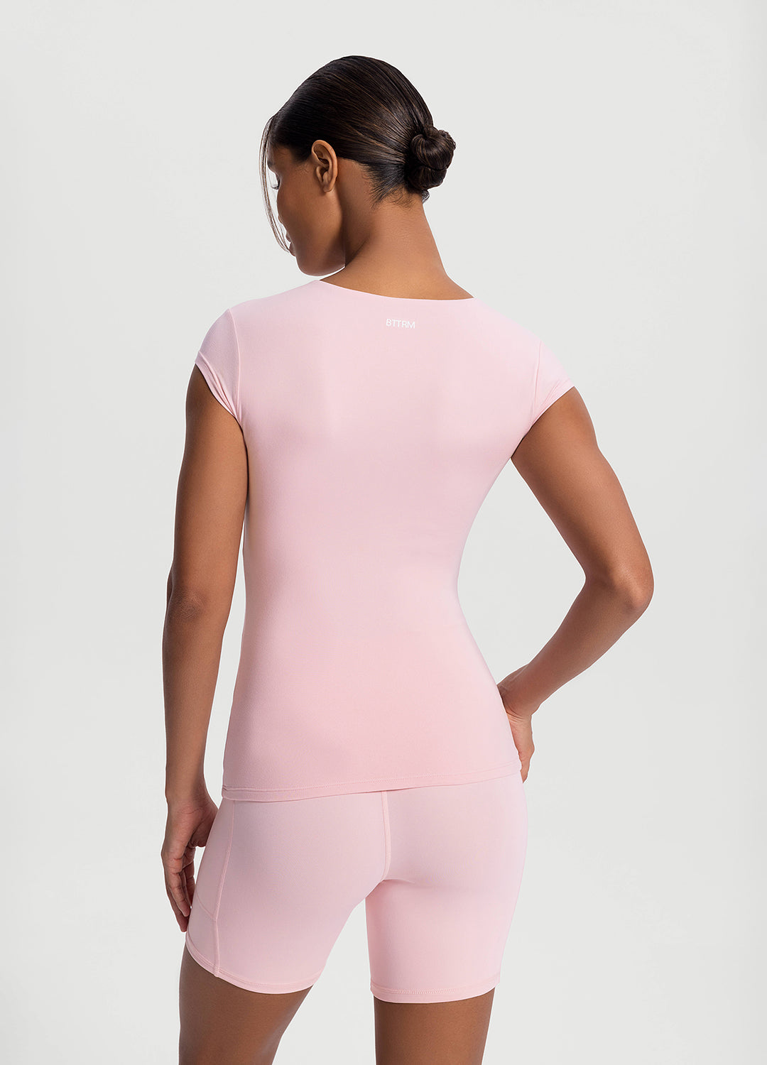 Premium Essential Fitted Tee for Women - Soft Cotton Comfort Fit T-Shirt - Perfect for Casual Wear, Layering & Everyday Outfits