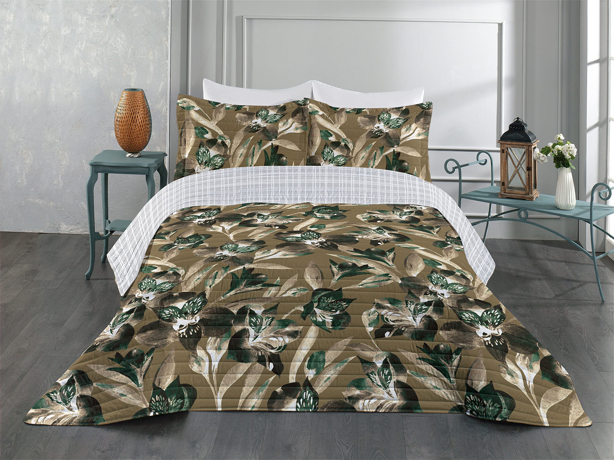 Ambesonne Reversible King Size Bedspread Set - Tropical Jungle Butterfly Design, Microfiber Comforter & Pillow Shams in Sepia White | Perfect for Spring Bedroom Decor, Guest Room Makeover, and Boho Chic Home Styling