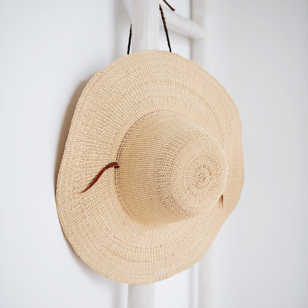 Authentic Ghanaian Straw Hat - Handwoven Natural Fiber Sun Hat for Women & Men - Perfect for Beach, Garden, and Summer Outdoor Activities