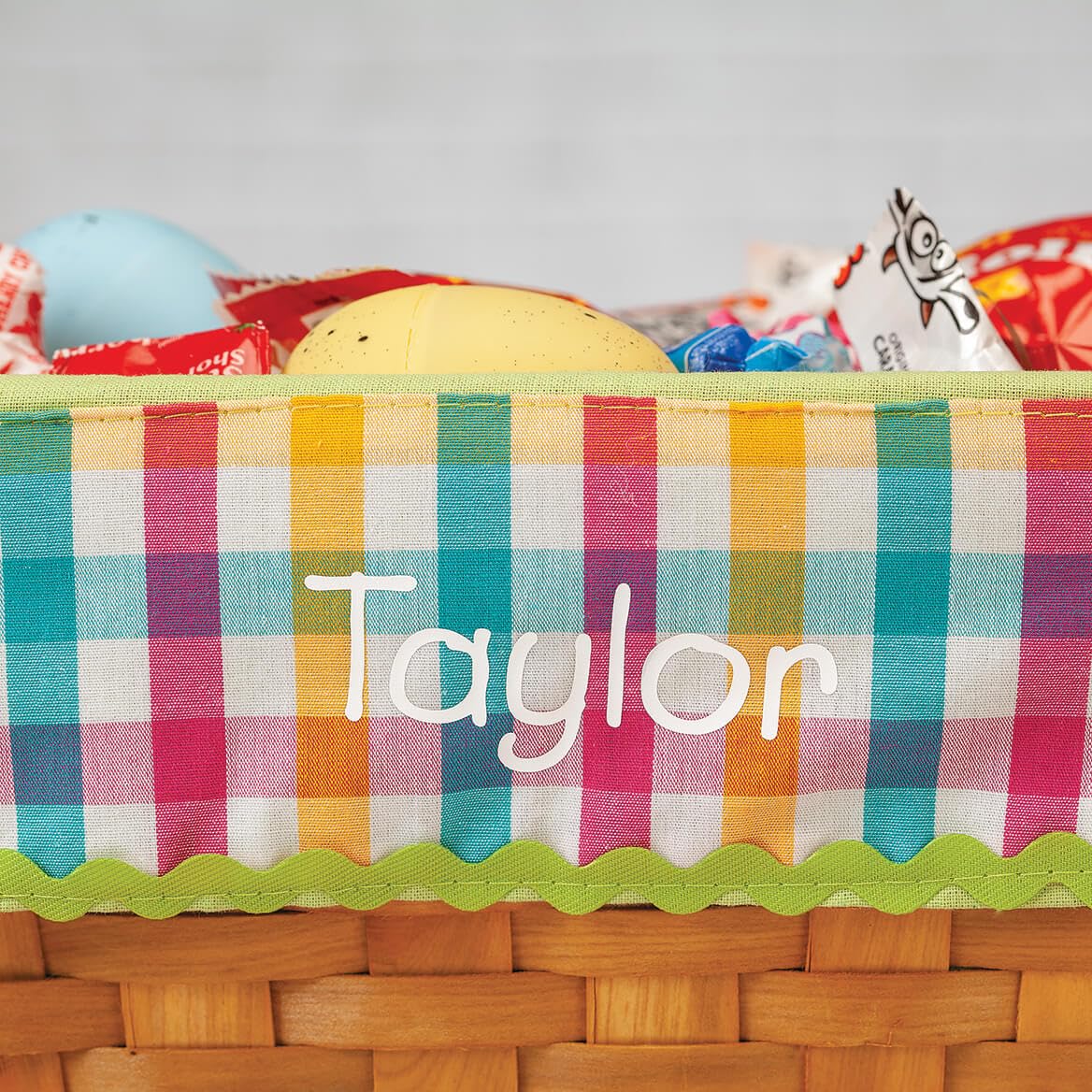 Personalized Plaid Wicker Easter Basket - Custom Name Easter Gift for Kids, Baby & Toddlers - Perfect for Easter Egg Hunts, Spring Decor & Holiday Gift Giving