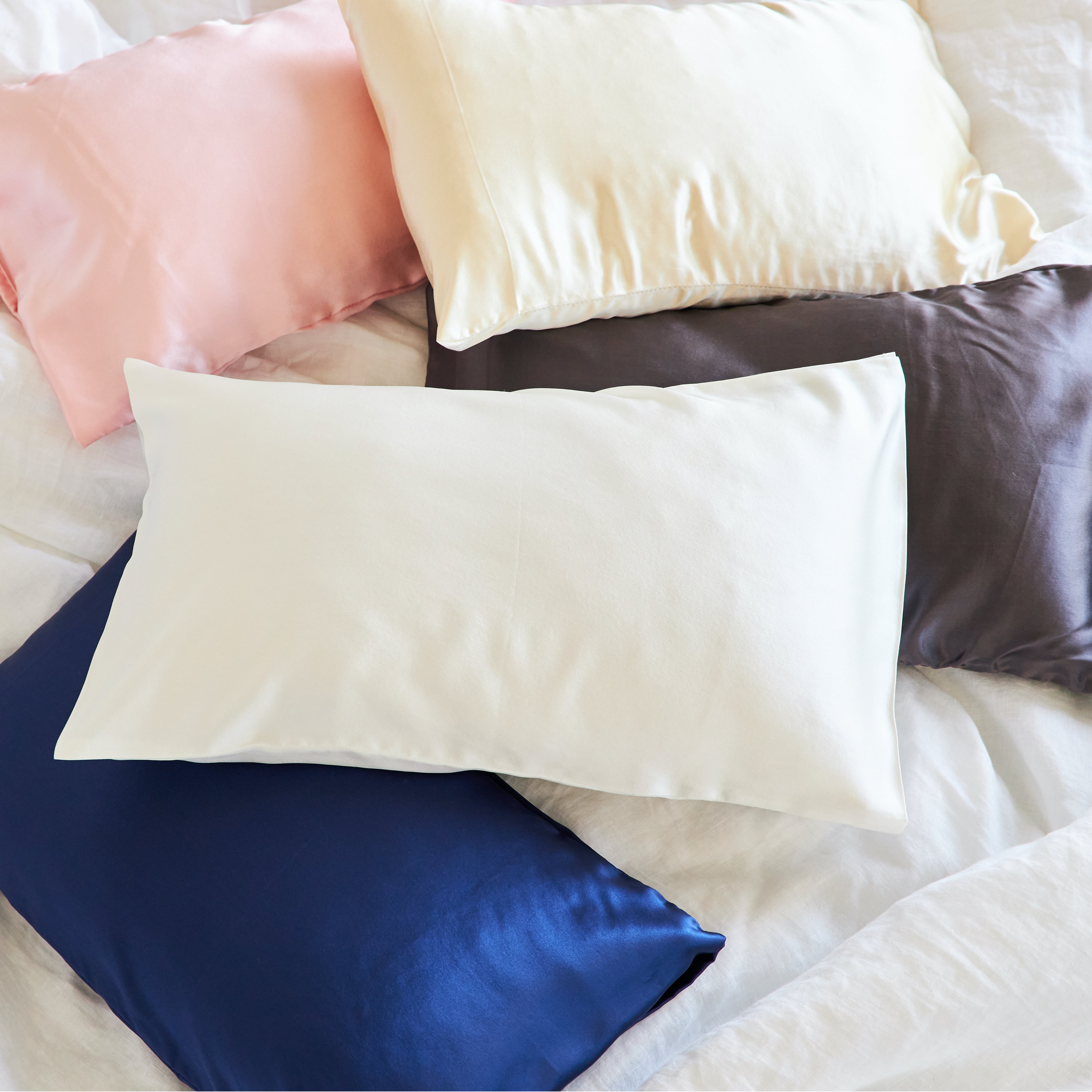 Premium Mini Silk Pillowcase for Hair & Skin - 19 Momme Mulberry Silk, Travel Size (16x16 inches) - Reduce Frizz & Wrinkles, Hypoallergenic - Perfect for Travel, Gifts & Luxury Bedding
