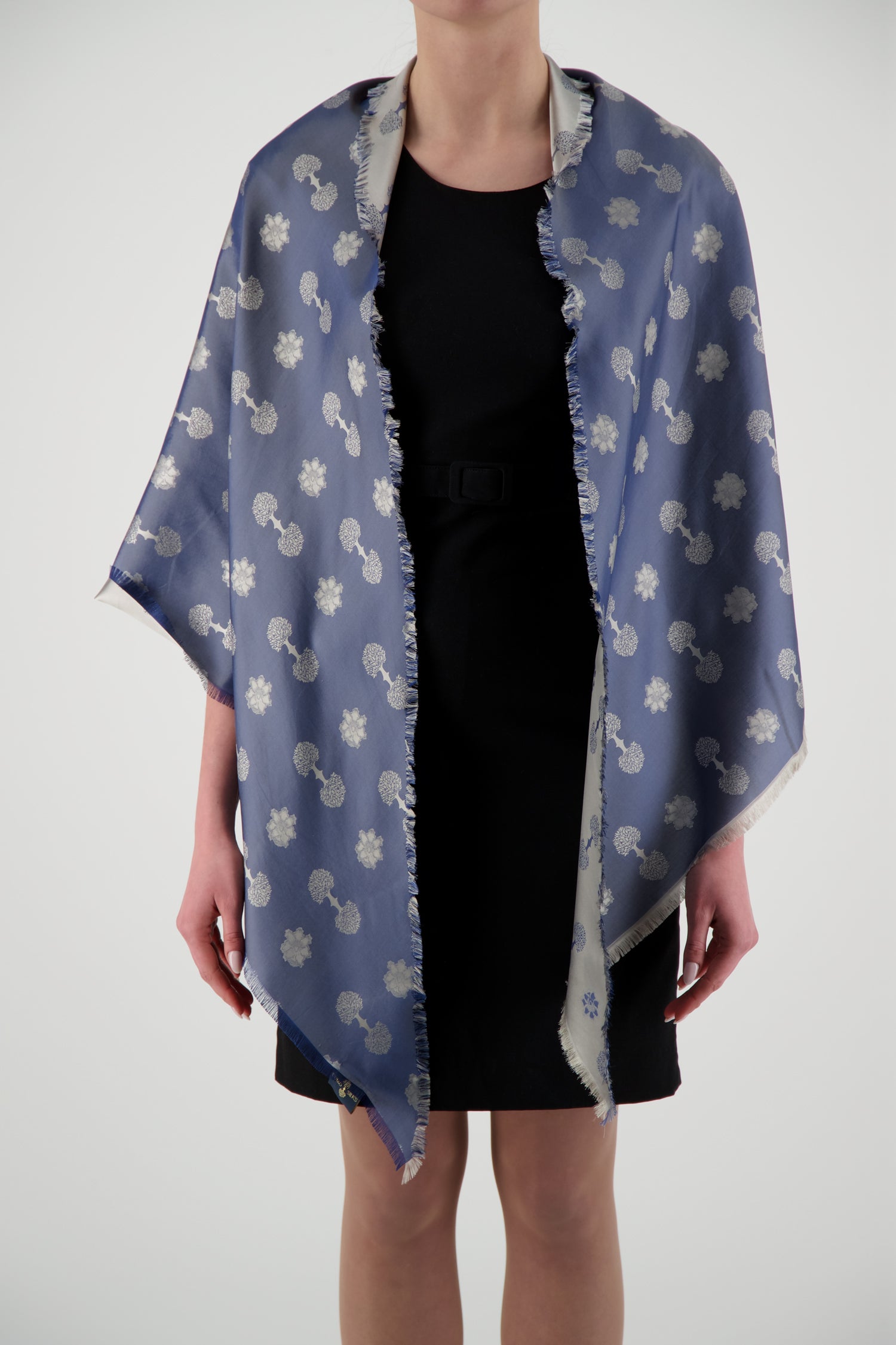 Como Silks Blue Pelargoni Azzurro Silk Scarf - Luxury Italian Fashion Accessory for Women, Elegant Gift for Mother's Day, Wedding & Special Occasions