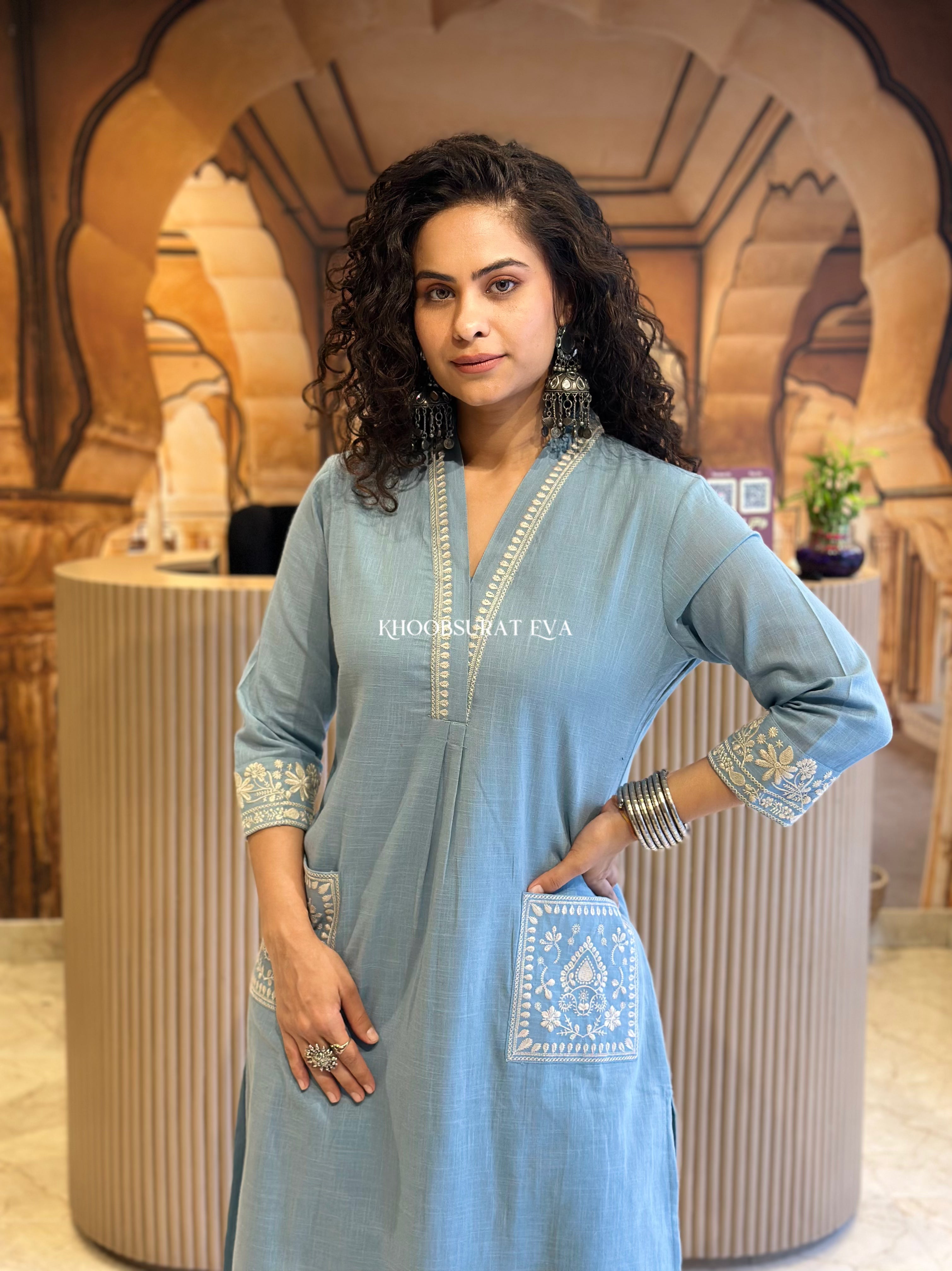 Stylish Blue Kurta Set for Women - Elegant Indian Ethnic Outfit for Festivals, Weddings & Casual Wear