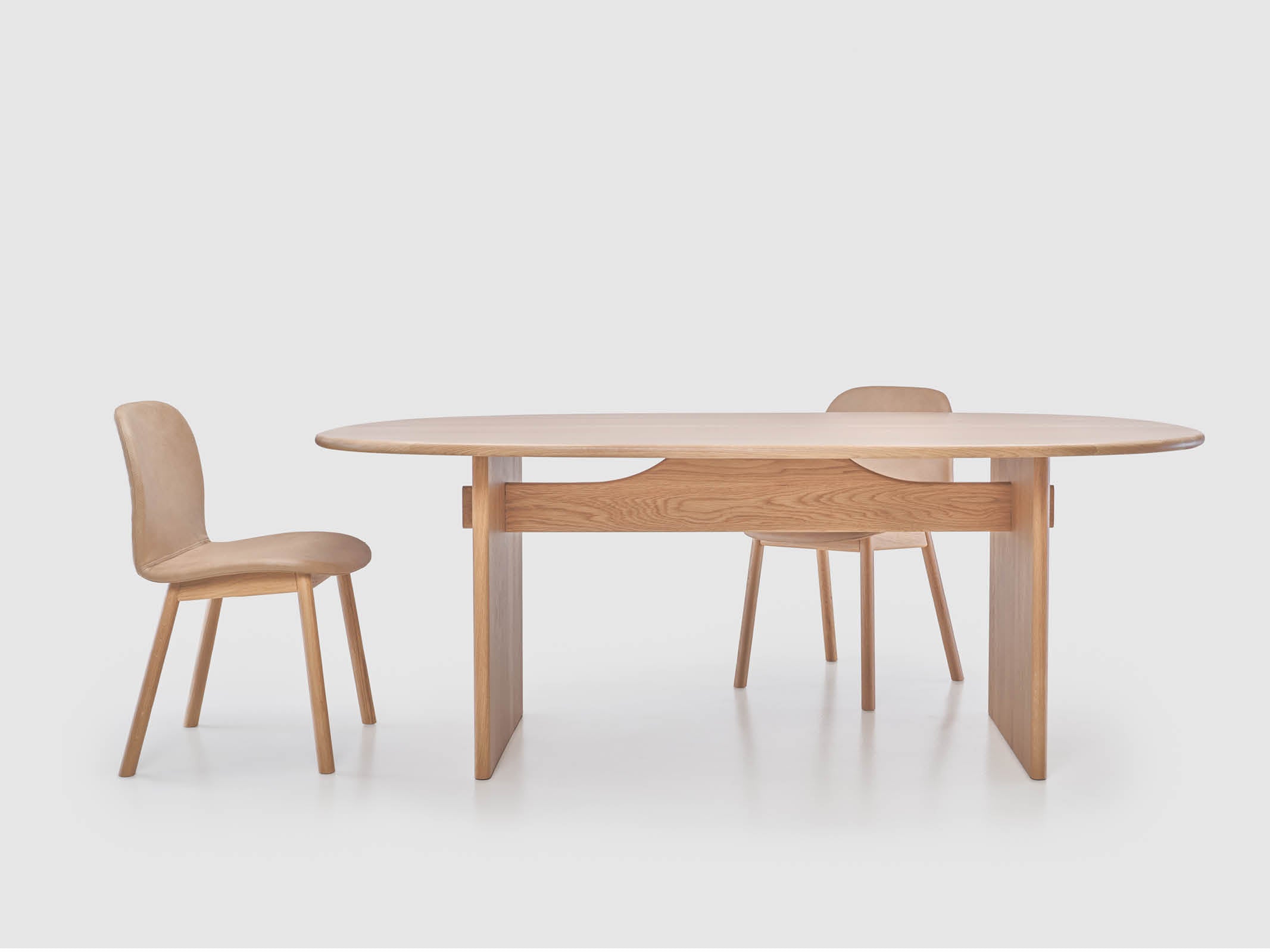 Kelly Dining Table - Modern Wooden Kitchen Table for 6, Farmhouse Style Dining Room Furniture - Perfect for Family Meals, Dinner Parties & Home Decor