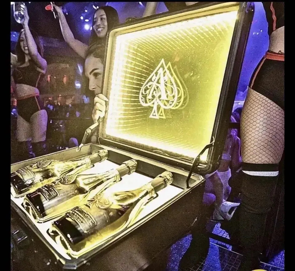 Ace of Spades LED Champagne Briefcase - 3 Bottle Whisky & Wine Carrier with Ice Rock Cooling - VIP Cocktail Presenter for Parties, Gifts & Luxury Events