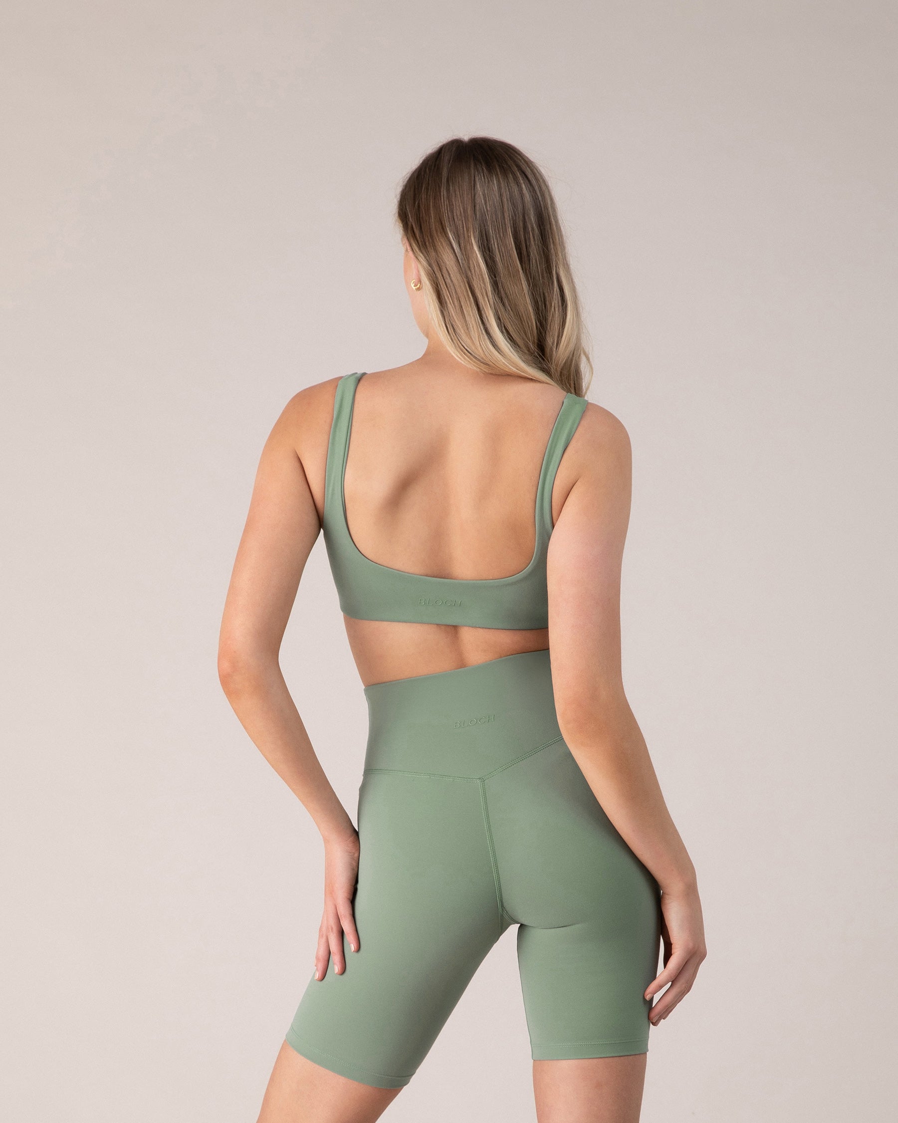 BLOCH Everhold Square Neck Bra - Supportive & Comfortable Sports Bra for Women - Perfect for Yoga, Gym & Everyday Wear