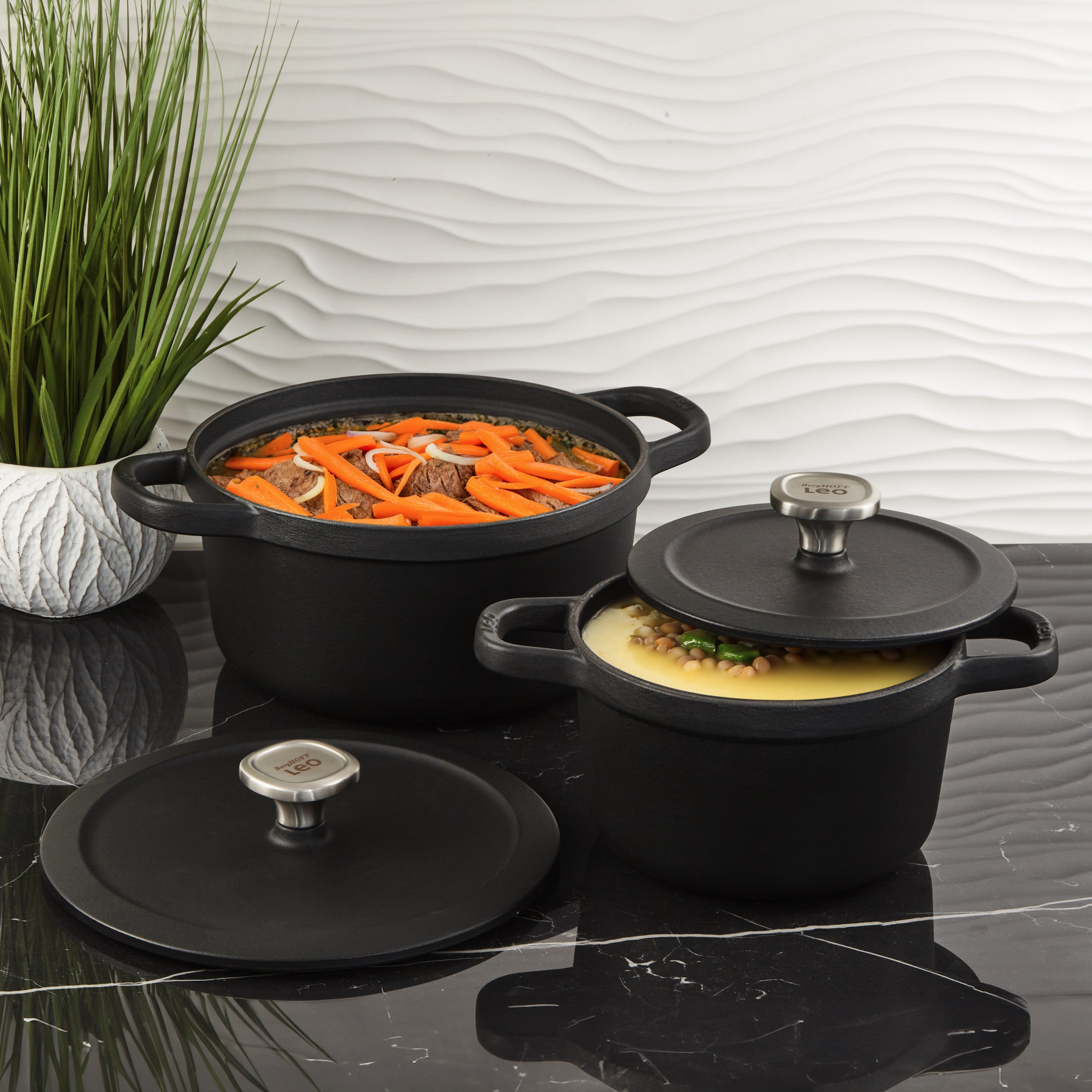 BergHOFF Leo Graphite 4-Piece Cast Iron Cookware Set - Durable Nonstick Skillet & Pots for Stovetop, Oven & Grill Cooking - Perfect for Searing, Frying, Baking & Camping