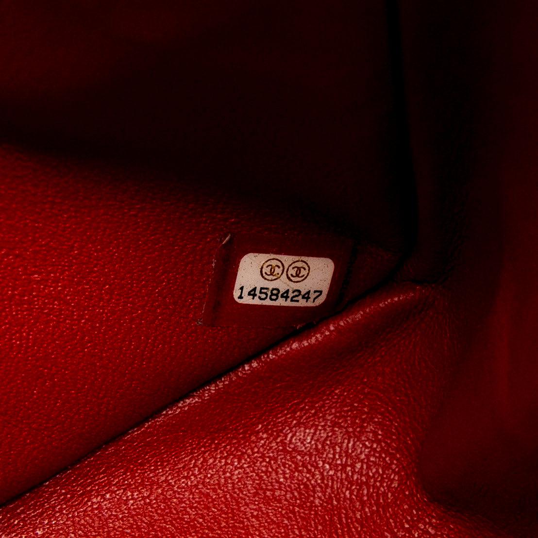 Authentic Chanel Red Calfskin 2.55 Reissue 266 Flap Bag - Luxury Designer Handbag for Women, Perfect for Evening Events & Special Occasions