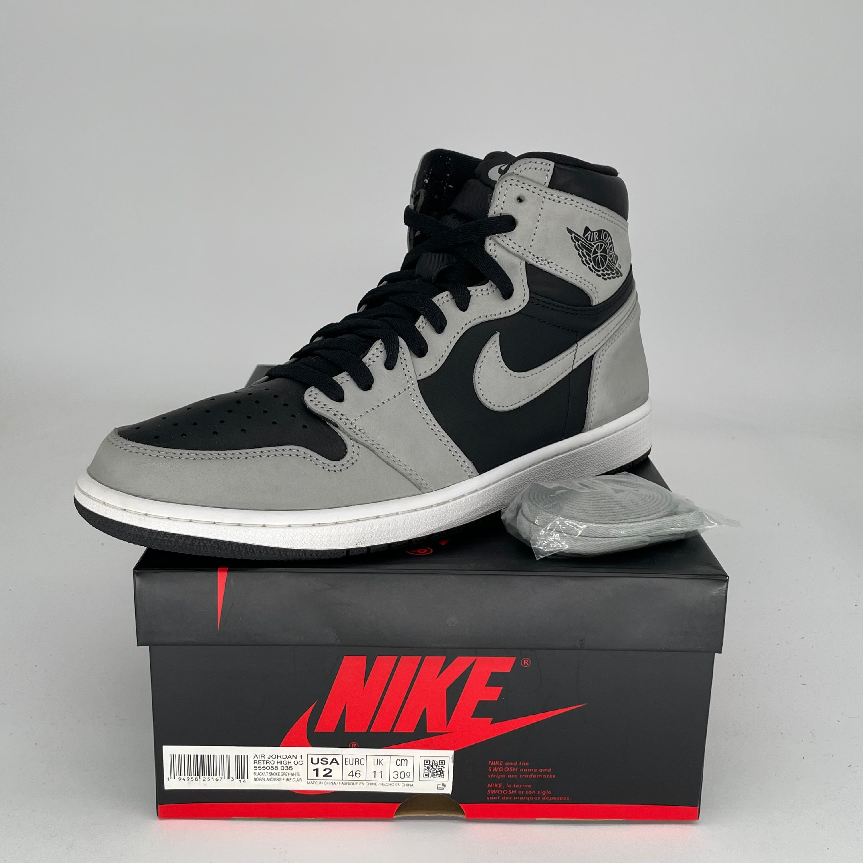 Original Title: AIR JORDAN 1 SHADOW 2.0 SIZE 12 555088 035   Optimized Title: **Air Jordan 1 Shadow 2.0 Sneakers - Men's Size 12 (555088-035) - Retro High-Top Basketball Shoes for Casual Wear & Street Style**