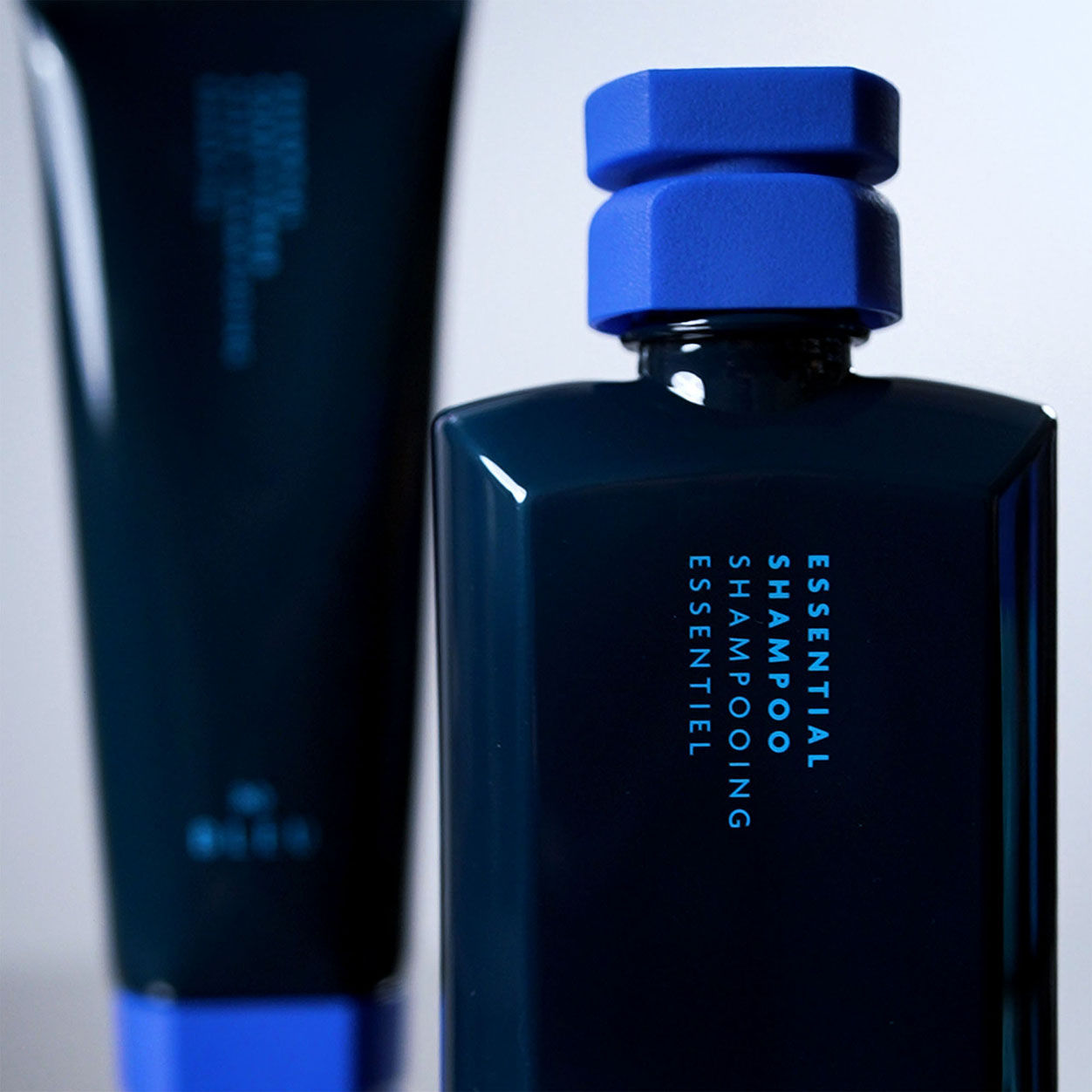 Best Essential Shampoo for Healthy Hair - Natural & Organic Hair Care for Men & Women - Perfect for Daily Use at Home & Salon