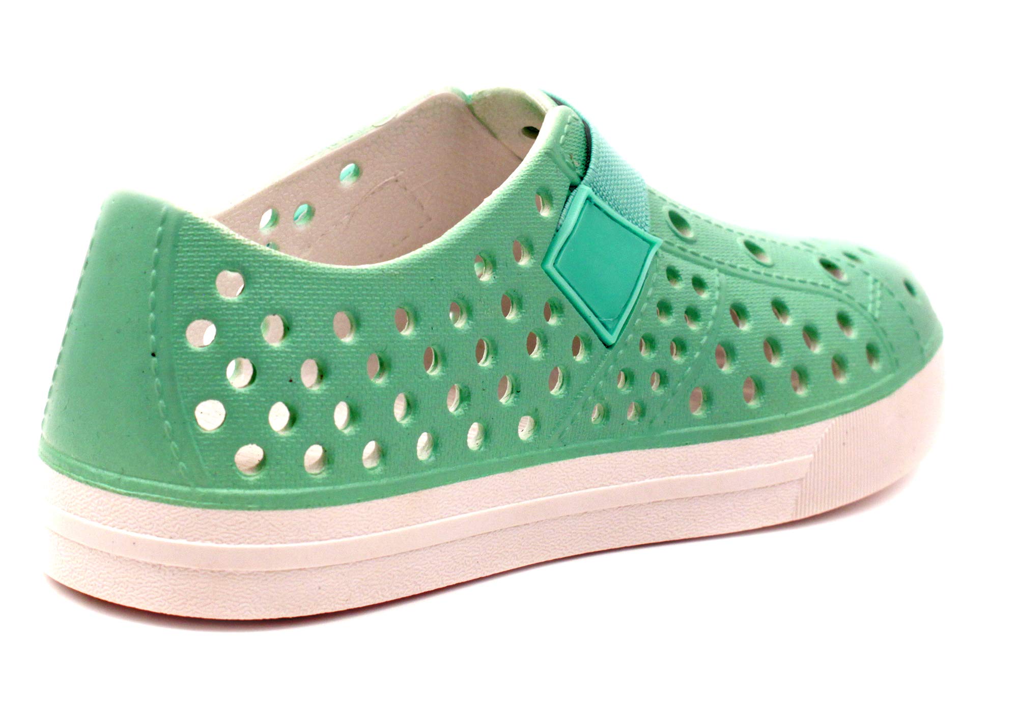 Luckers Girls Water Shoes - Quick-Dry Slip-On Sneakers for Beach, Pool & Outdoor Activities | Lightweight & Comfortable for Kids
