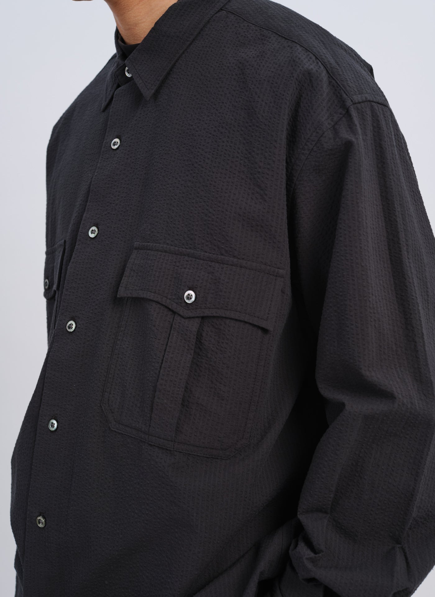 Men's Classic Cotton Seersucker Utility Pocket Shirt - Breathable Summer Casual Button Down for Outdoor Activities & Travel
