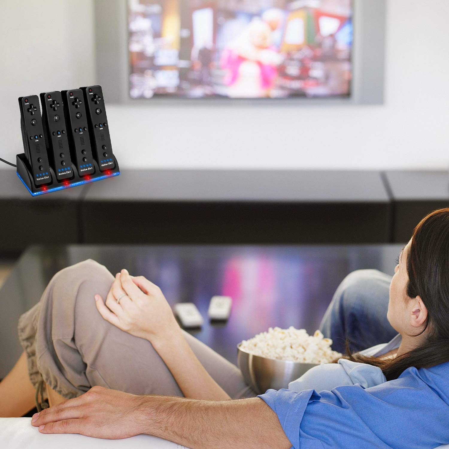 TechKen 4-Pack 2800mAh Rechargeable Batteries for Wii Remote Controller with Charging Dock Station (Black) - Perfect for Gaming, Home Entertainment & Long Play Sessions