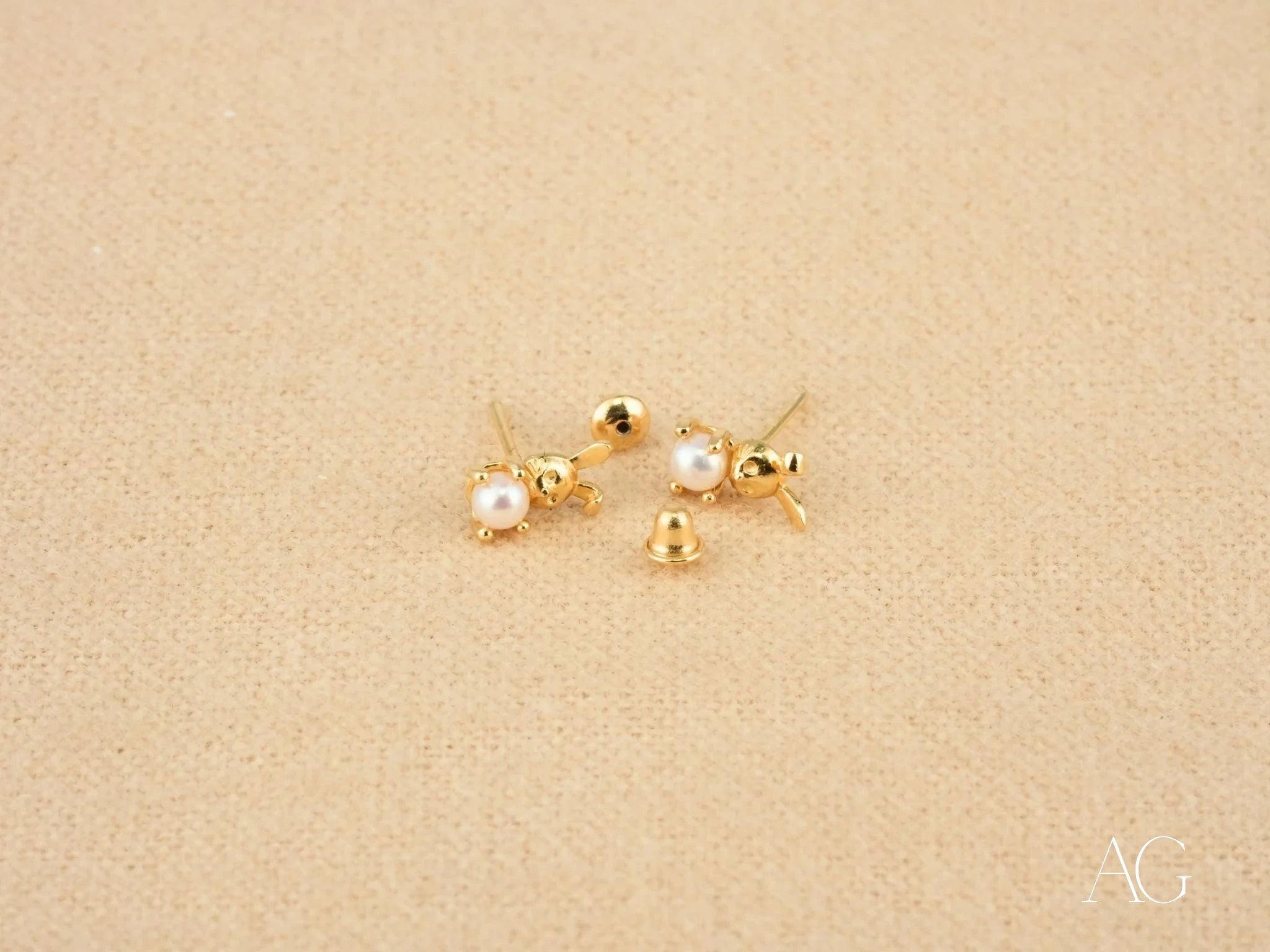 18K Gold Pearl Stud Earrings for Women - Classic Elegant Jewelry Gift for Wedding, Anniversary & Special Occasions