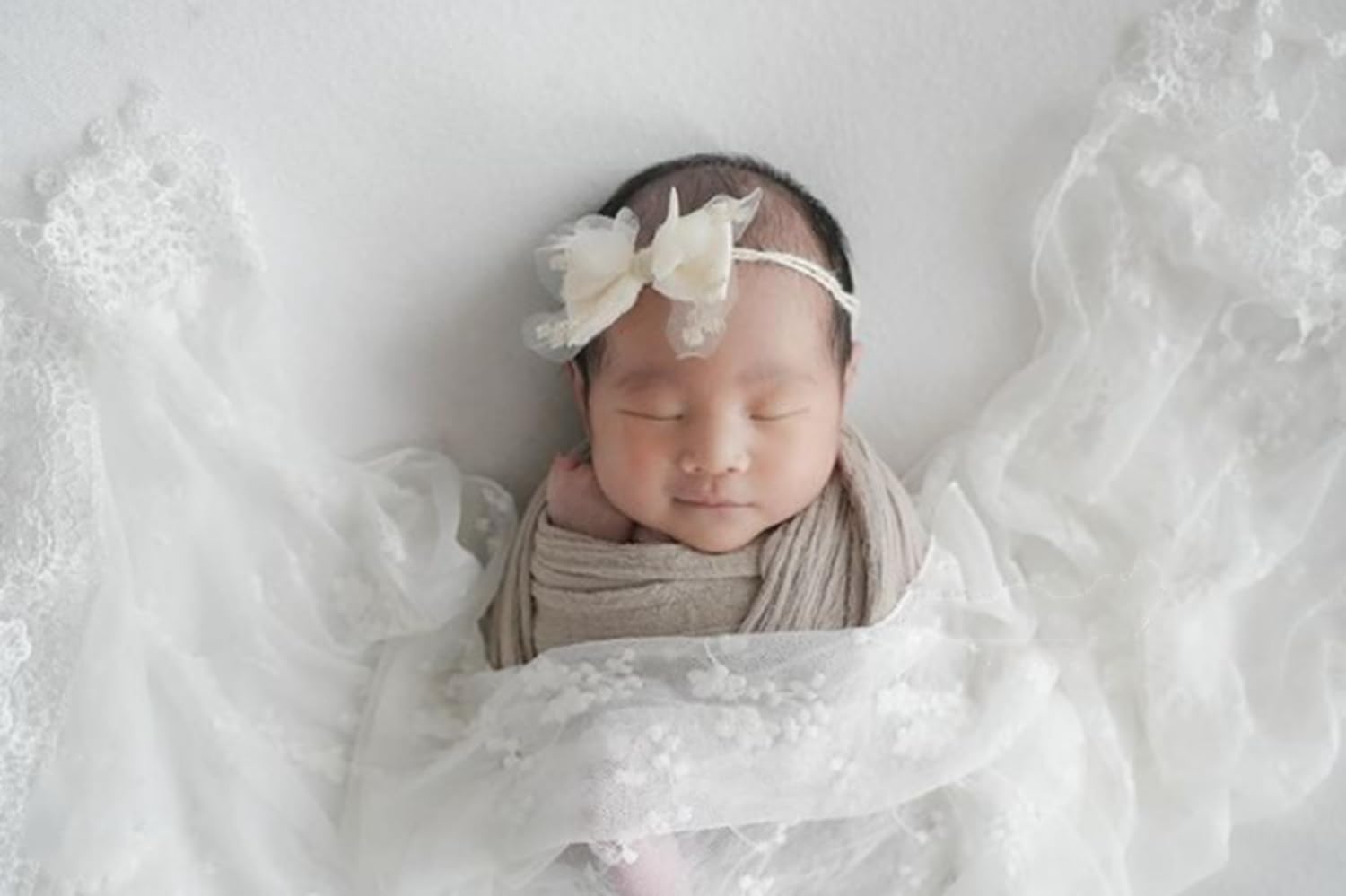 Premium Newborn Photography Wraps - Soft Lace Baby Swaddling Blankets for Girl Photo Shoots - Delicate Layered Posing Props (White) - Perfect for Newborn Studio Photography & Baby Shower Gifts