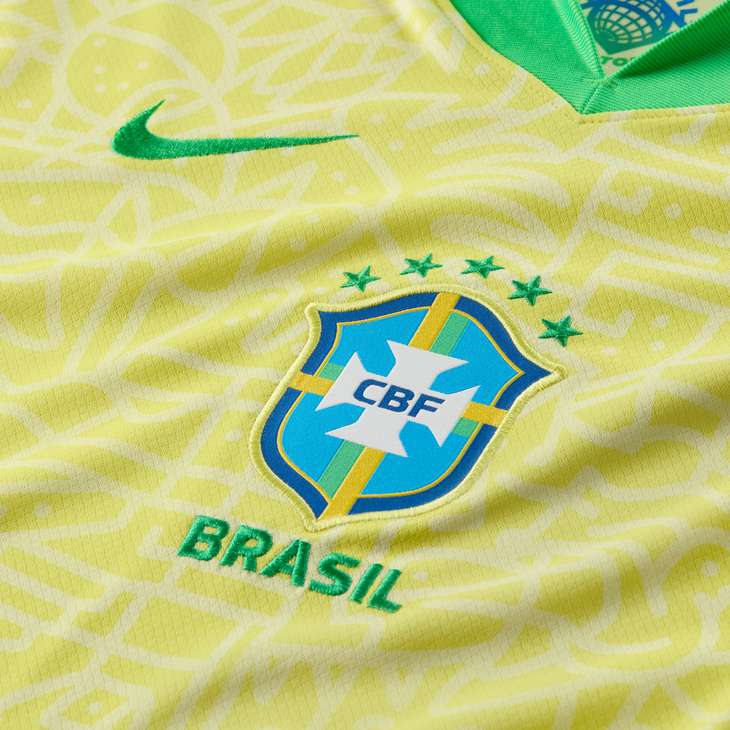 Nike Brazil 2024/25 Home Men's Soccer Jersey - Authentic Football Shirt for Fans & Players - Perfect for Matchdays, Training & Casual Wear