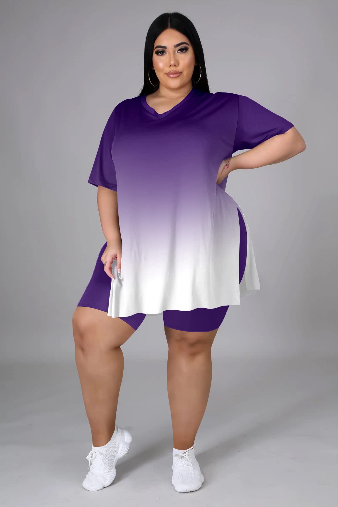 Plus Size Women's 2-Piece Loungewear Set - Oversized T-Shirt & Shorts Comfy Summer Sweatsuit | Casual Outfit for Home, Travel & Relaxation