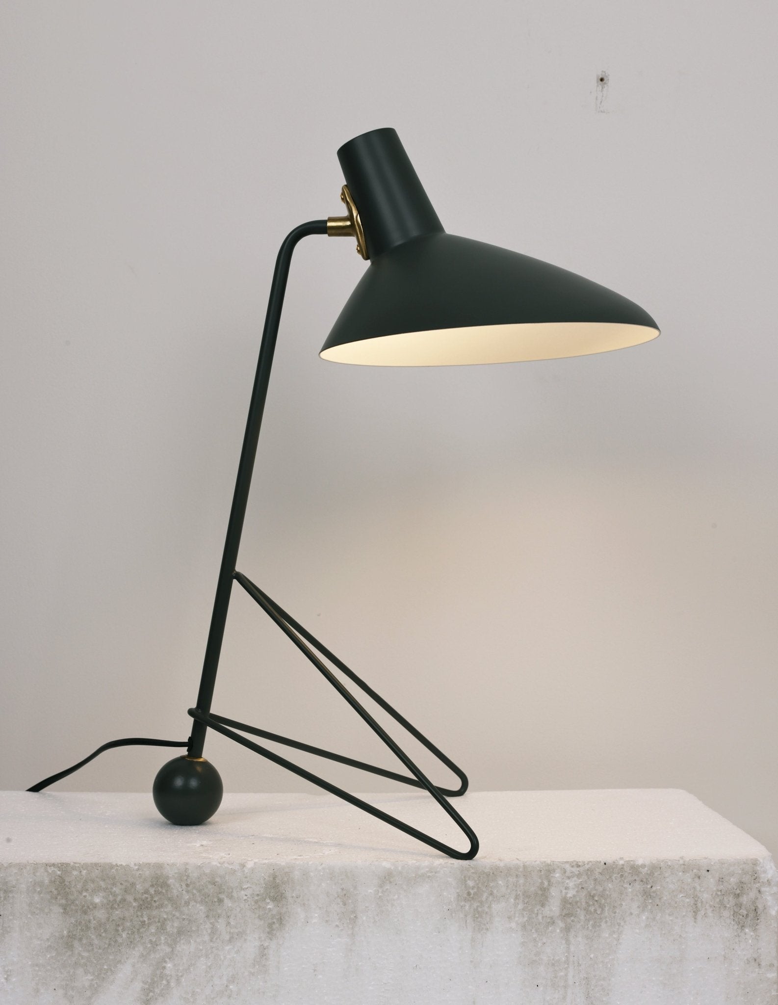 Vintage Duckbill Metal Table Lamp - Adjustable Desk Light for Study, Office & Bedroom - Warm White LED Reading Lamp with USB Port