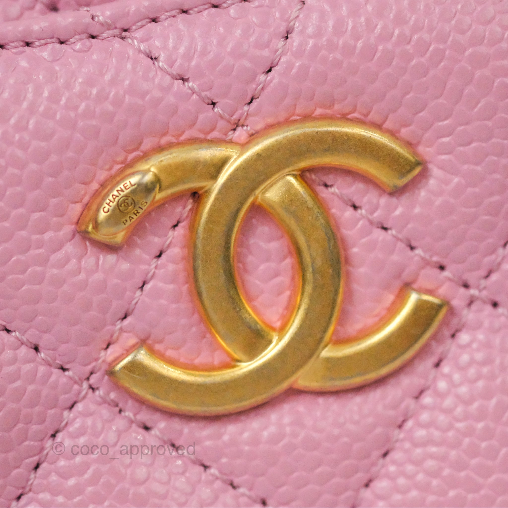 Chanel Caviar Quilted Small Vanity Case Handbag in Light Pink - Luxury Crossbody Bag for Women, Perfect for Date Night & Special Occasions