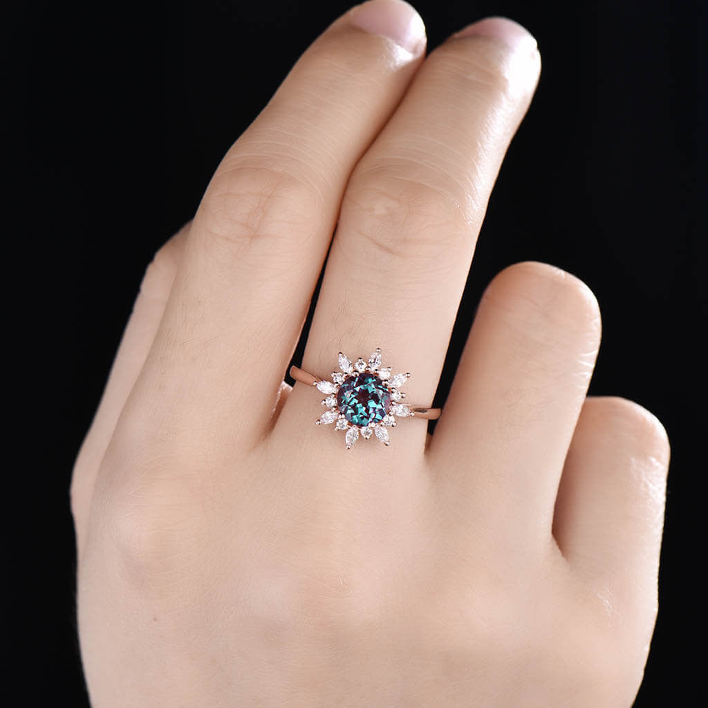 14K/18K Gold Floral Color Changing Alexandrite & Moissanite Diamond Engagement Ring for Women - Perfect for Proposals, Anniversaries & Special Occasions