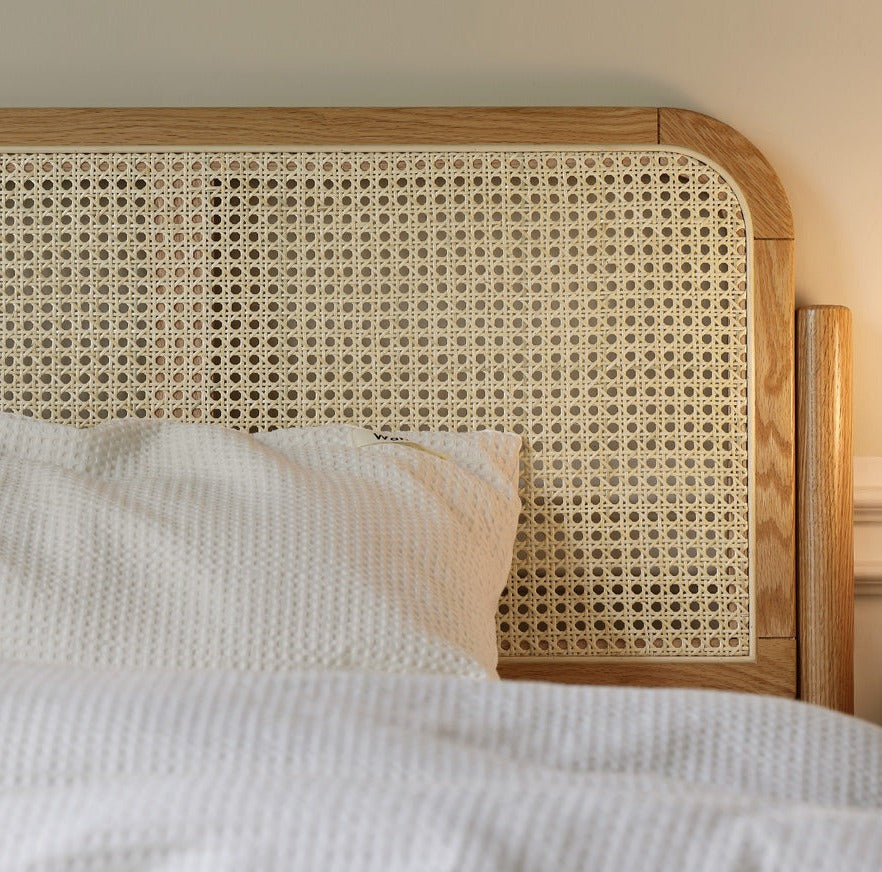 Solid Oak Wood Rattan Bed Frame - Queen Size, Natural Finish - Perfect for Bedroom, Guest Room & Farmhouse Decor