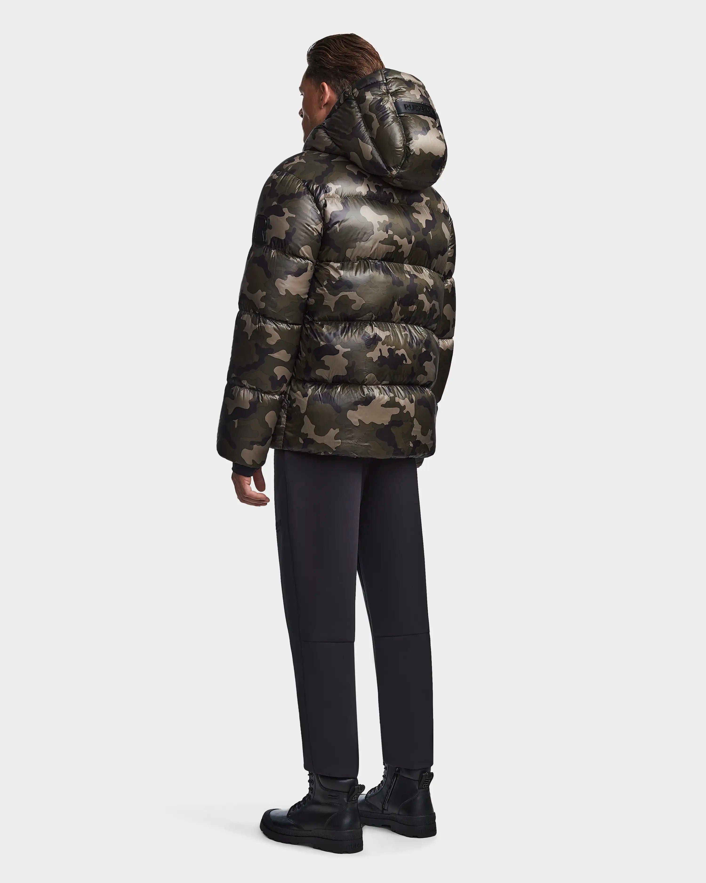 DANIEL M M123510 Camouflage Hunting Jacket - Waterproof & Windproof Outdoor Gear for Men - Perfect for Hunting, Hiking & Camping Adventures