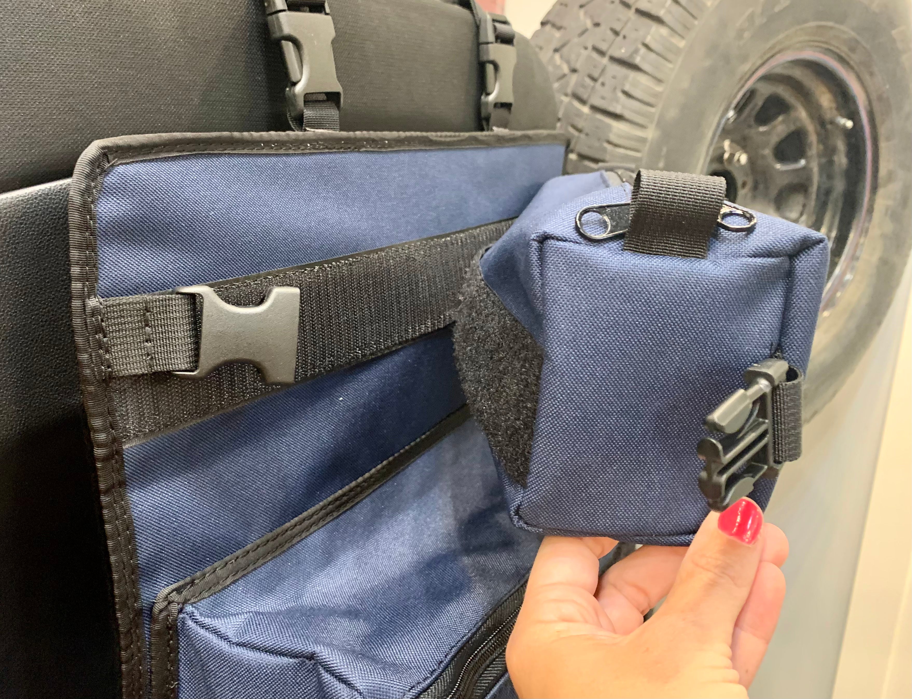 Arches Overlander 1 Seat Organizer - Car Seat Storage Pouch for Phones, Wallets & Essentials | Perfect for Road Trips, Camping & Daily Commute