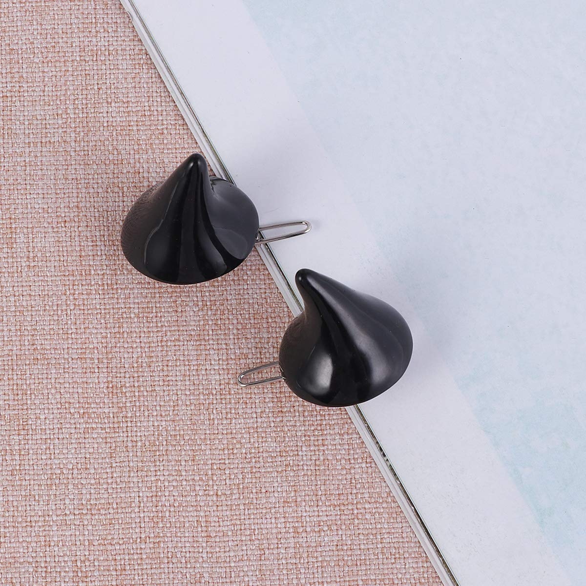 Lurrose 4-Piece Devil Horn Hair Clips Set - Gothic Little Demon Hairpins for Halloween Costumes, Cosplay & Masquerade Parties (Black) - Perfect for Costume Accessories, Themed Events & Spooky Fashion