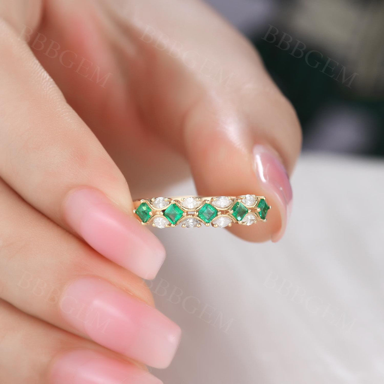 14K Yellow Gold Moissanite & Genuine Emerald Double Row Princess Cut Wedding Band for Women - Elegant Bridal Ring, Anniversary Gift, or Everyday Jewelry