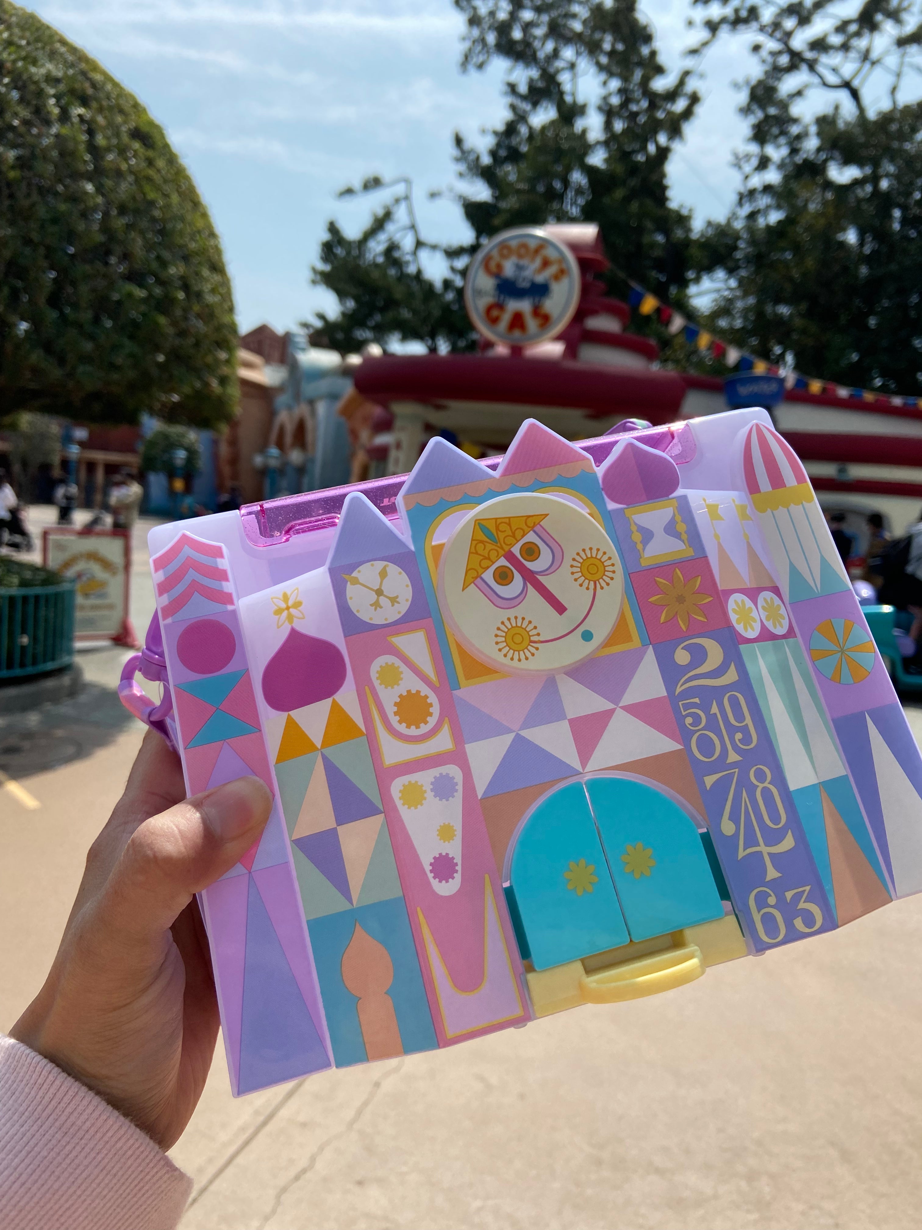 Tokyo Disney Small World Popcorn Bucket - Cute Collectible Souvenir for Disney Fans - Perfect for Movie Nights, Theme Park Visits & Disney Merchandise Collection
