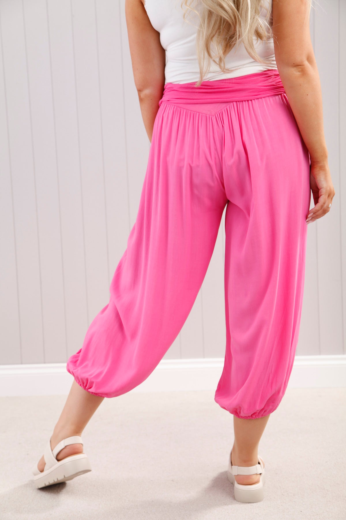 Comfortable Plain Harem Pants for Women - Fuchsia Color Loose Fit Yoga Pants - Perfect for Yoga, Lounge, and Travel