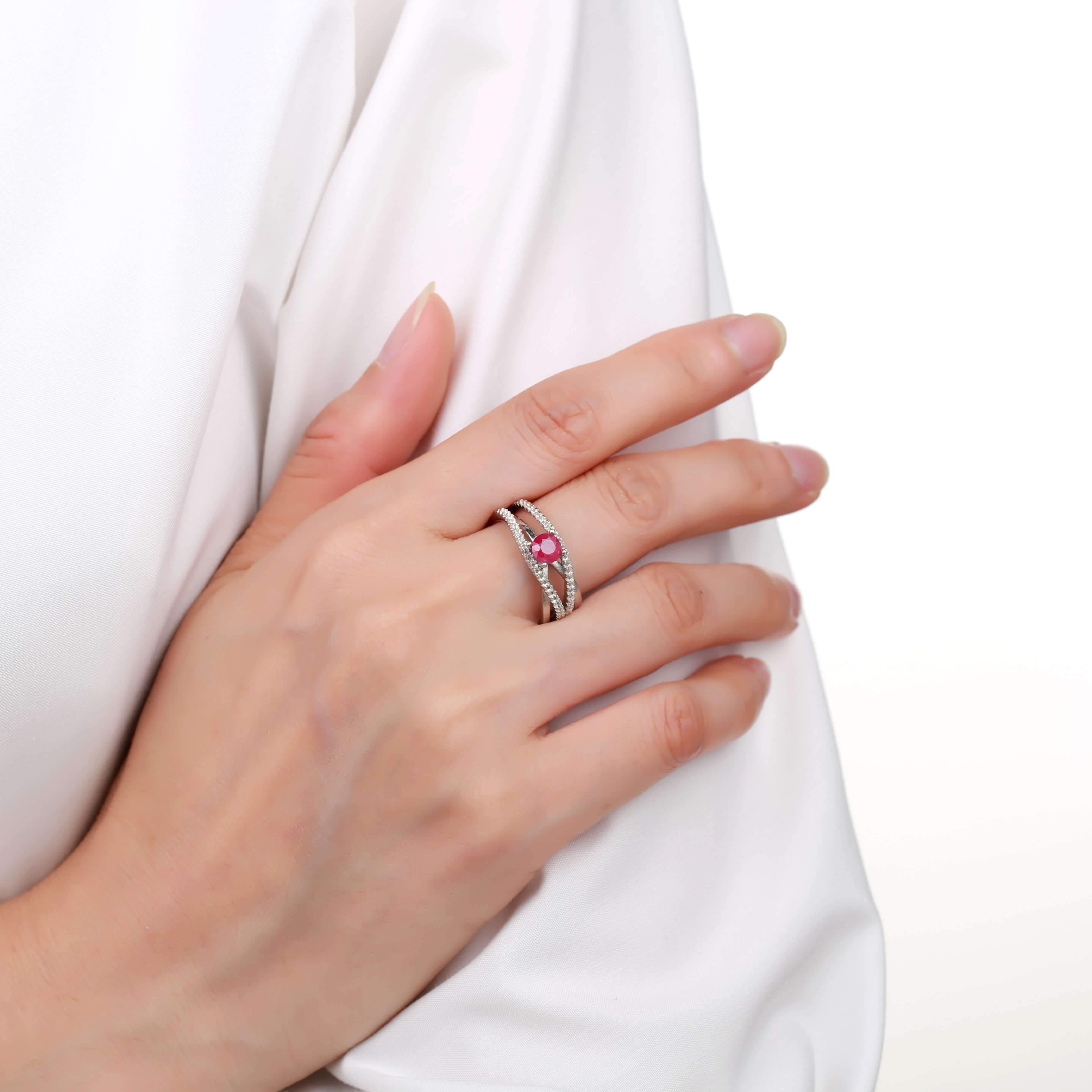 Ruby Split Band Fashion Ring for Women - Elegant Stackable Jewelry for Parties, Weddings & Everyday Wear