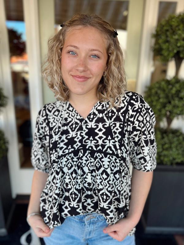 Don't Lose Yourself Top - Stylish and Comfortable Women's Fashion Tops for Casual Wear, Work, and Everyday Outfits