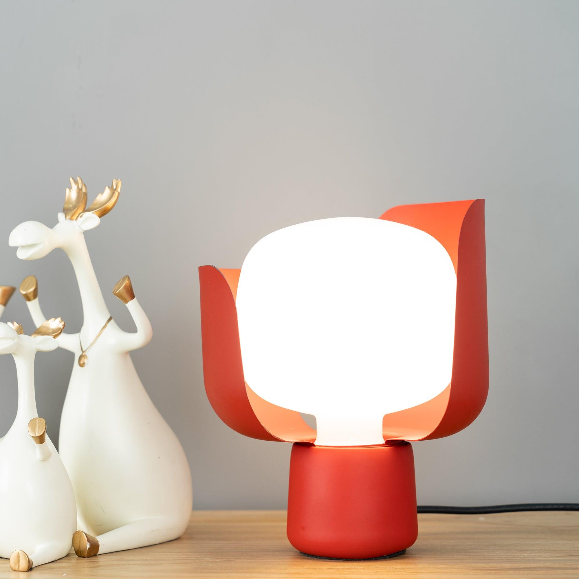 Elegant Petals Glass Table Lamp - Modern Home Decor for Bedroom, Living Room & Office - Soft Ambient Lighting for Relaxation & Cozy Atmosphere