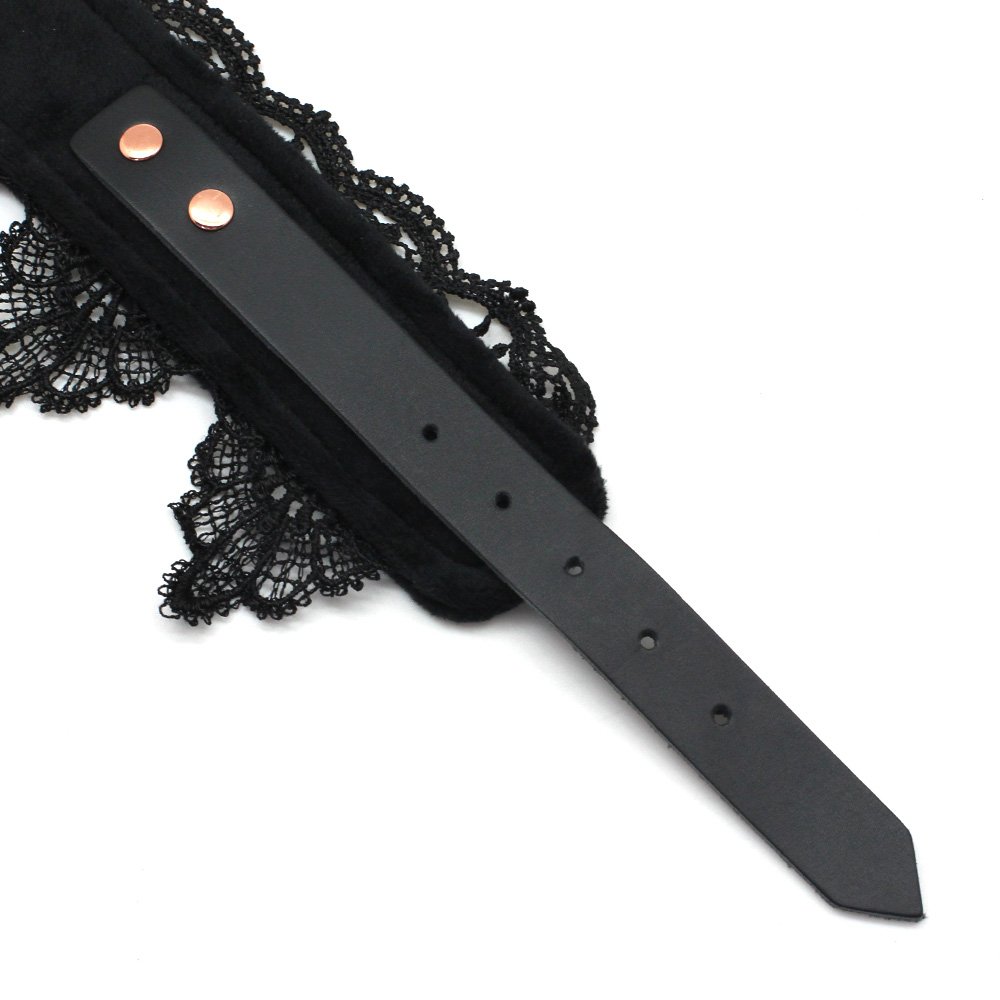 SMspade Black Lace Leather Choker Collar with Leash Set - Adjustable BDSM Bondage Gear for Women, Perfect for Role Play, Fetish Parties & Sensual Encounters