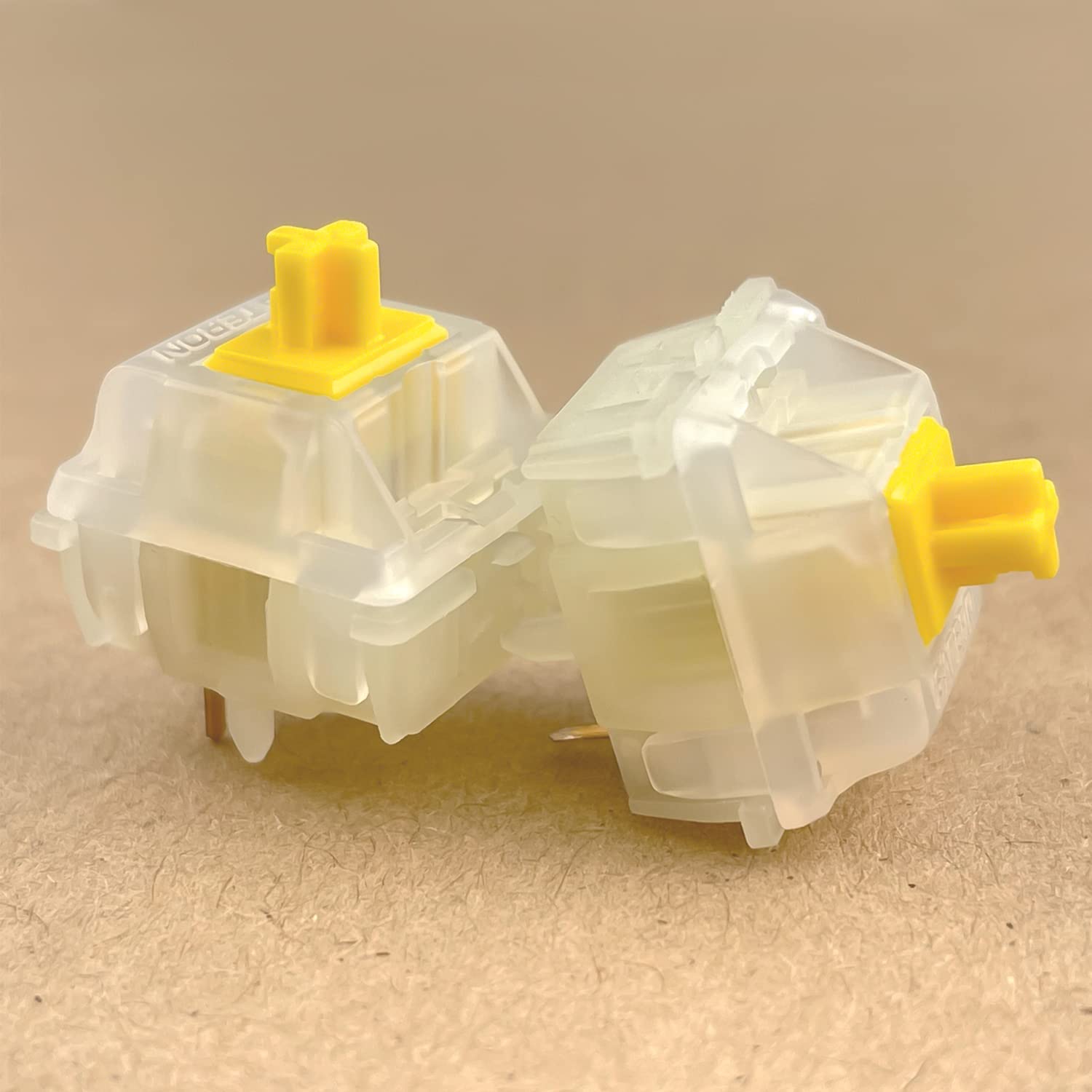 Gateron Milky Yellow V2 Linear Switches - Pre-Lubed 5pin (72pcs) for Mechanical Keyboards - Gaming & Typing