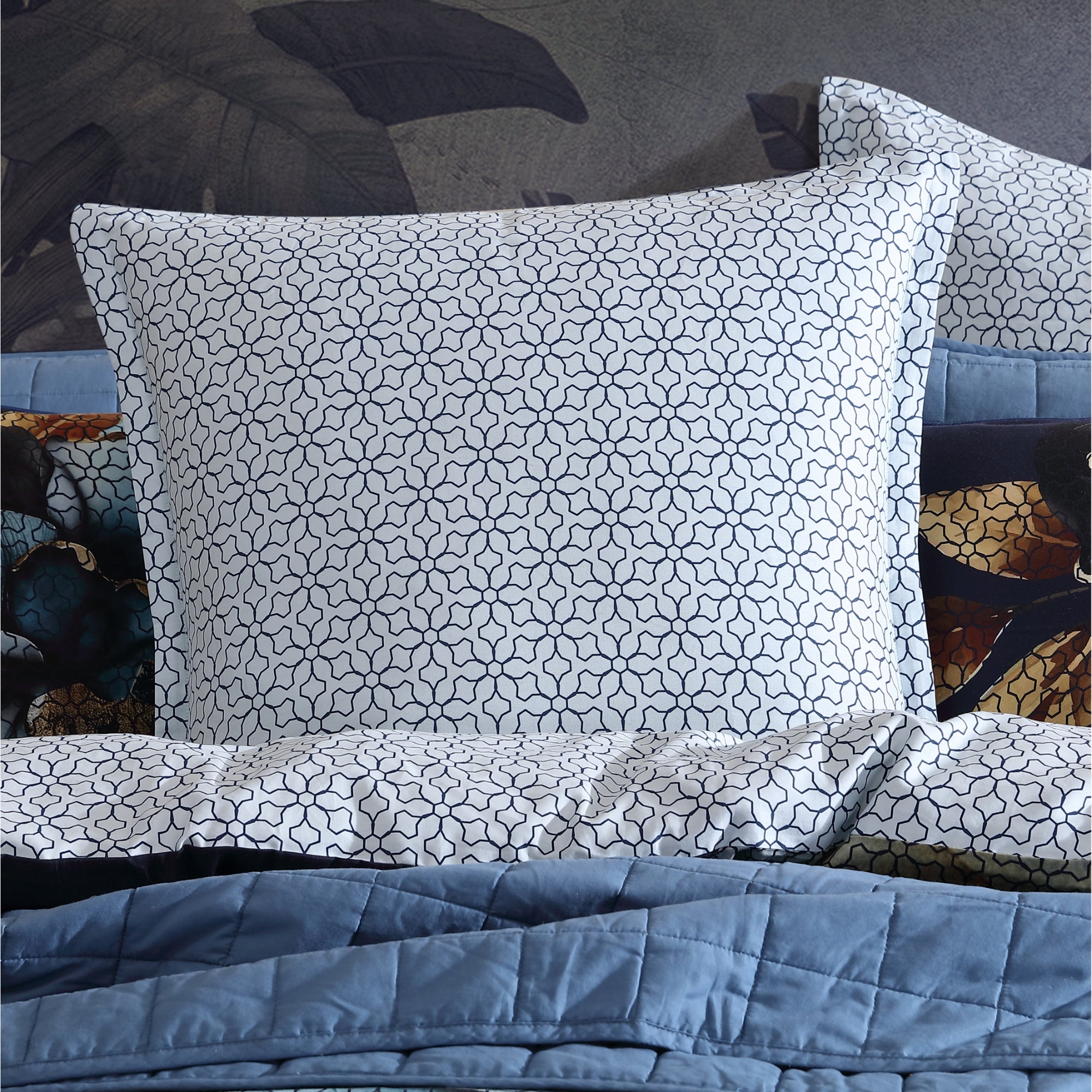 Golden Glow Navy Blue European Pillowcase Set - Luxury 100% Cotton Bedding by Logan & Mason | Perfect for Master Bedroom, Guest Room & Home Decor
