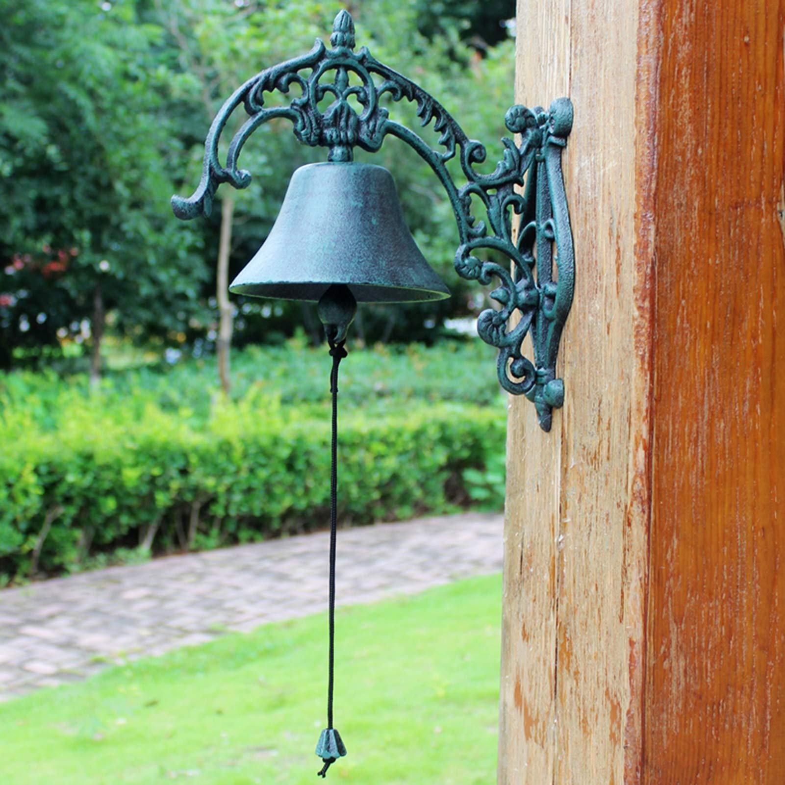 Vintage Cast Iron Doorbell - Rustic Farmhouse Wall Mounted Bell for Garden, Patio, Lawn - Classic Outdoor Dinner Bell for Home Decor & Farmyard Style - Perfect for Country Houses, Cabins, and Rustic Weddings