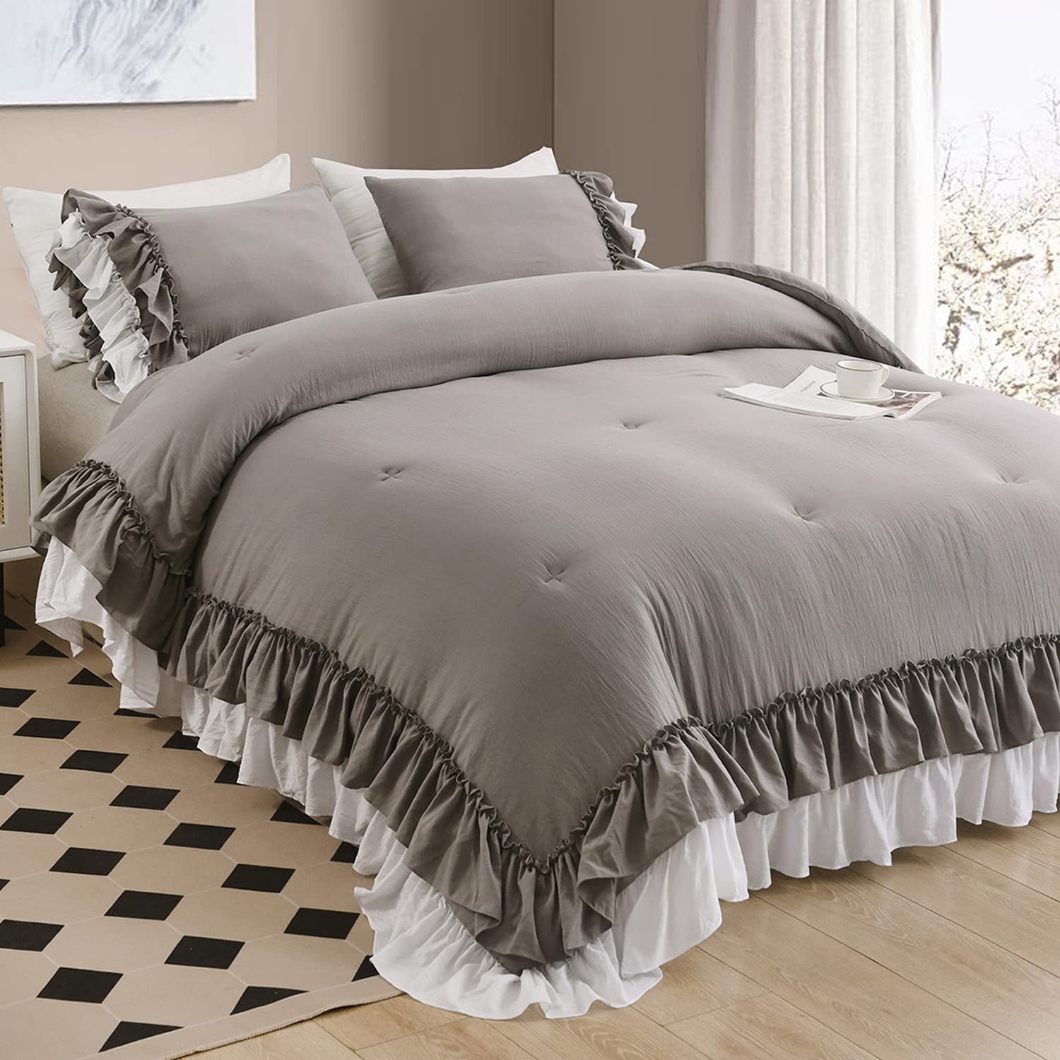 Masaca Shabby Ruffled King Size Comforter Set - Vintage Farmhouse Style 3-Piece Bedding with French Country Rustic Aesthetic, Ultra Soft for Cozy Bedroom Decor | Perfect for Master Bedroom, Guest Room & Farmhouse Themed Spaces