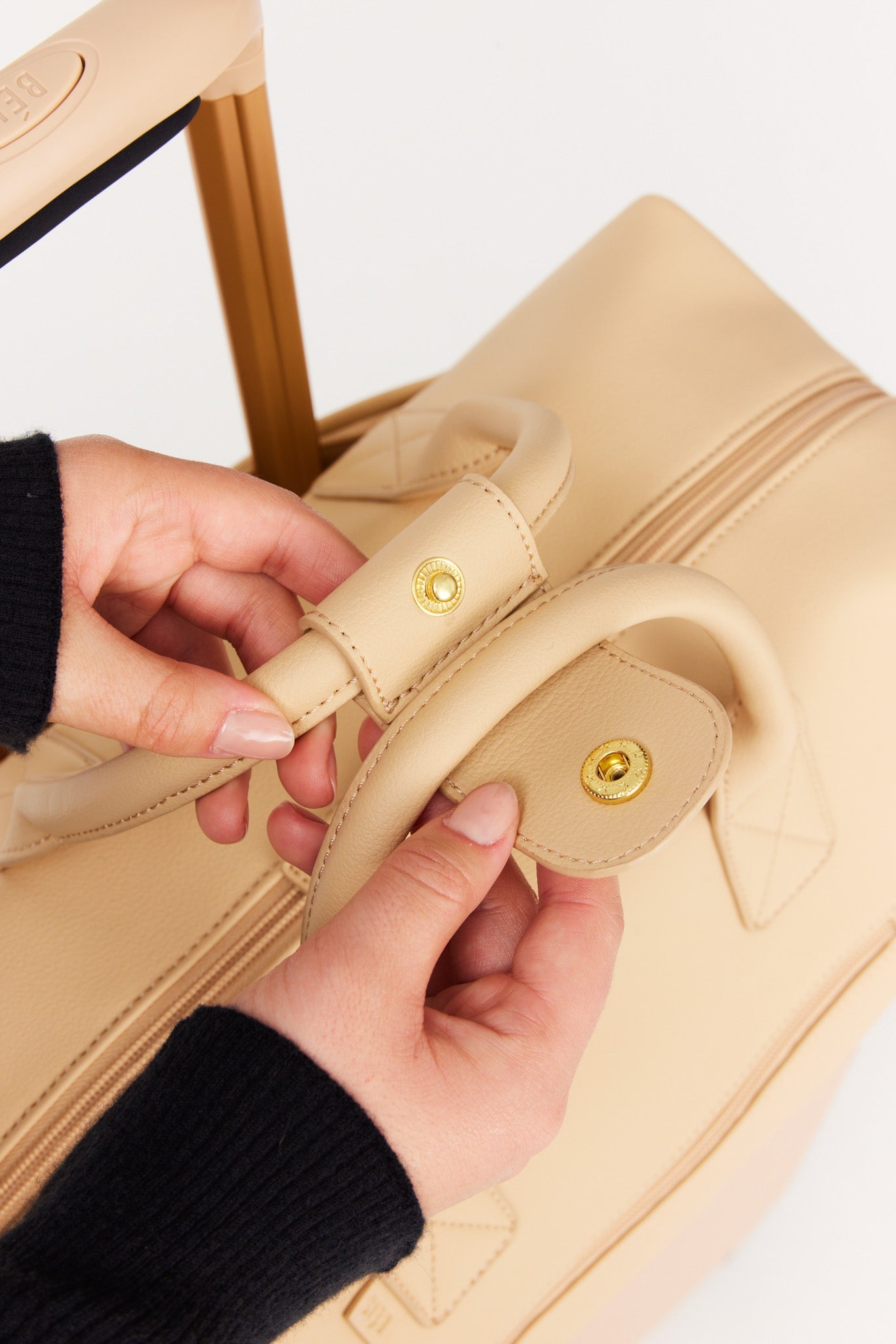 Premium Beige Duffle Bag for Travel, Gym & Weekend Getaways - Water-Resistant & Spacious Carry-On Luggage