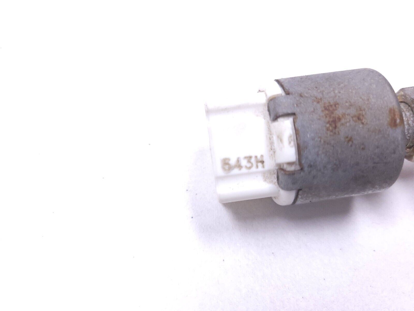 03 08 Toyota Corolla Brake Pedal Switch OEM Replacement Part - Perfect for Brake Light Repair & Maintenance | Compatible with 2003-2008 Corolla Models