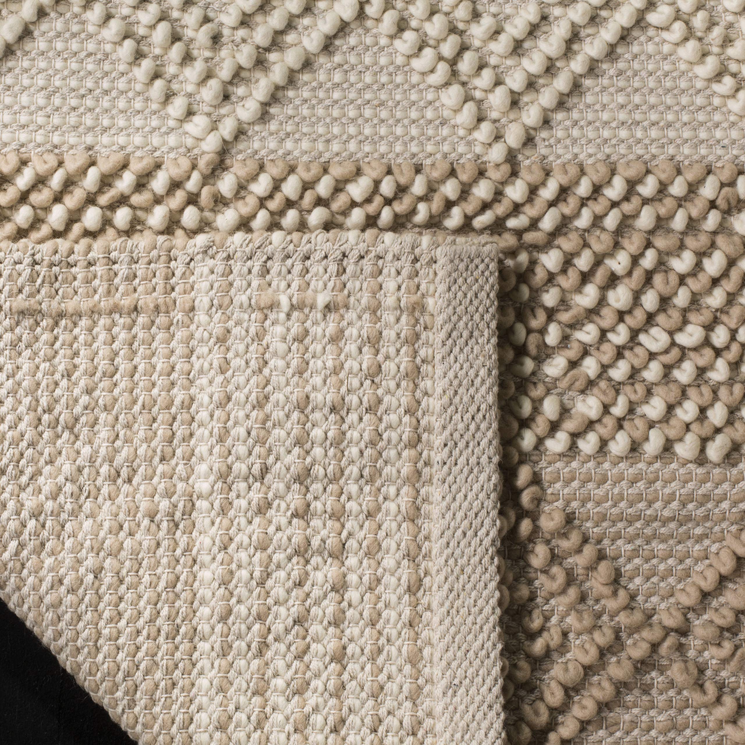 SAFAVIEH Natura Collection 9' Square Beige/Ivory NAT102B Handmade Moroccan Boho Tribal Wool & Cotton Area Rug for Living Room, Dining Room, Bedroom - Soft & Durable Floor Covering for Home Decor